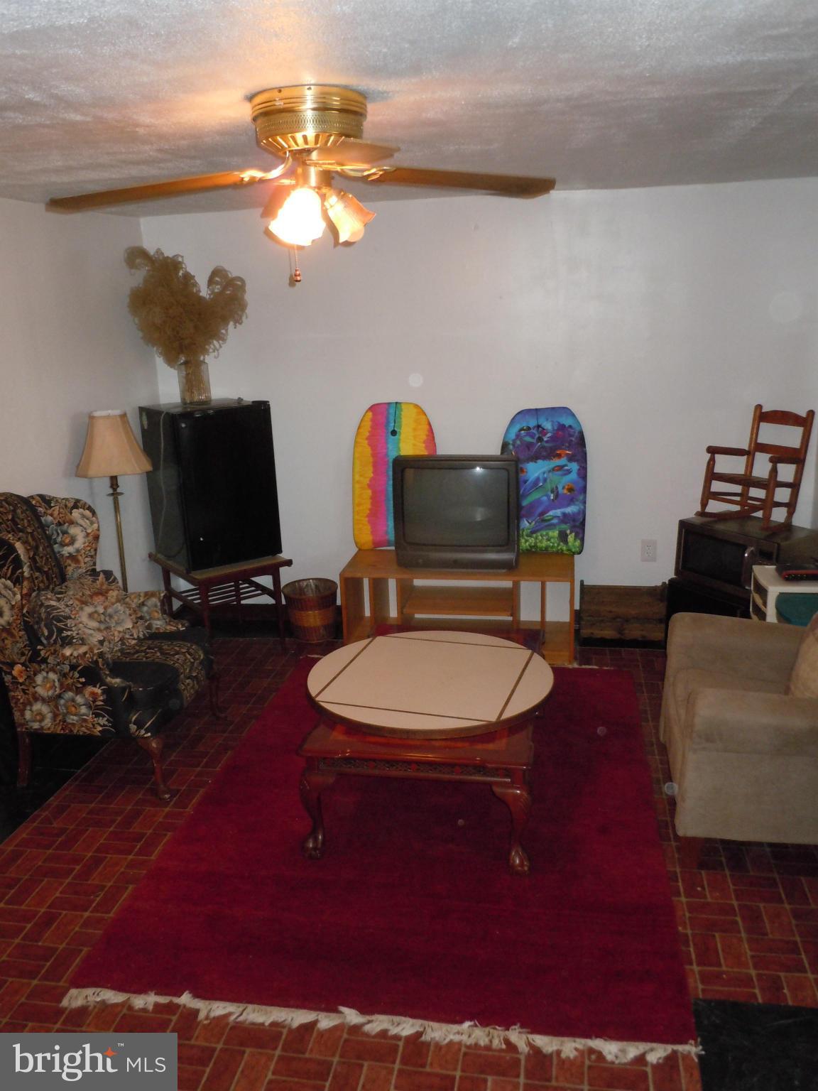 ROLLING BROOK - Residential