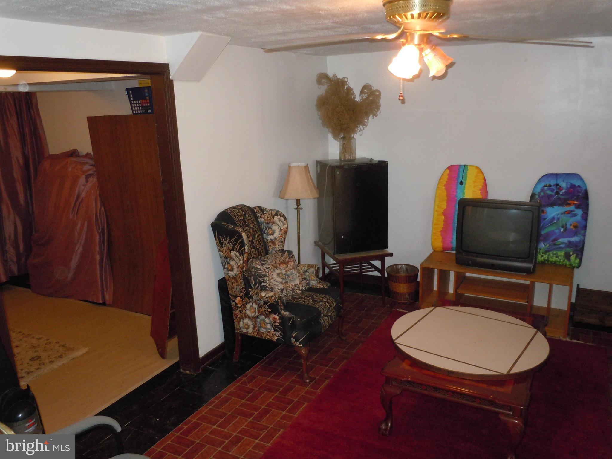 ROLLING BROOK - Residential