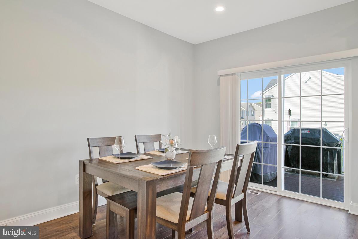 RAVENHURST GLEN - Residential