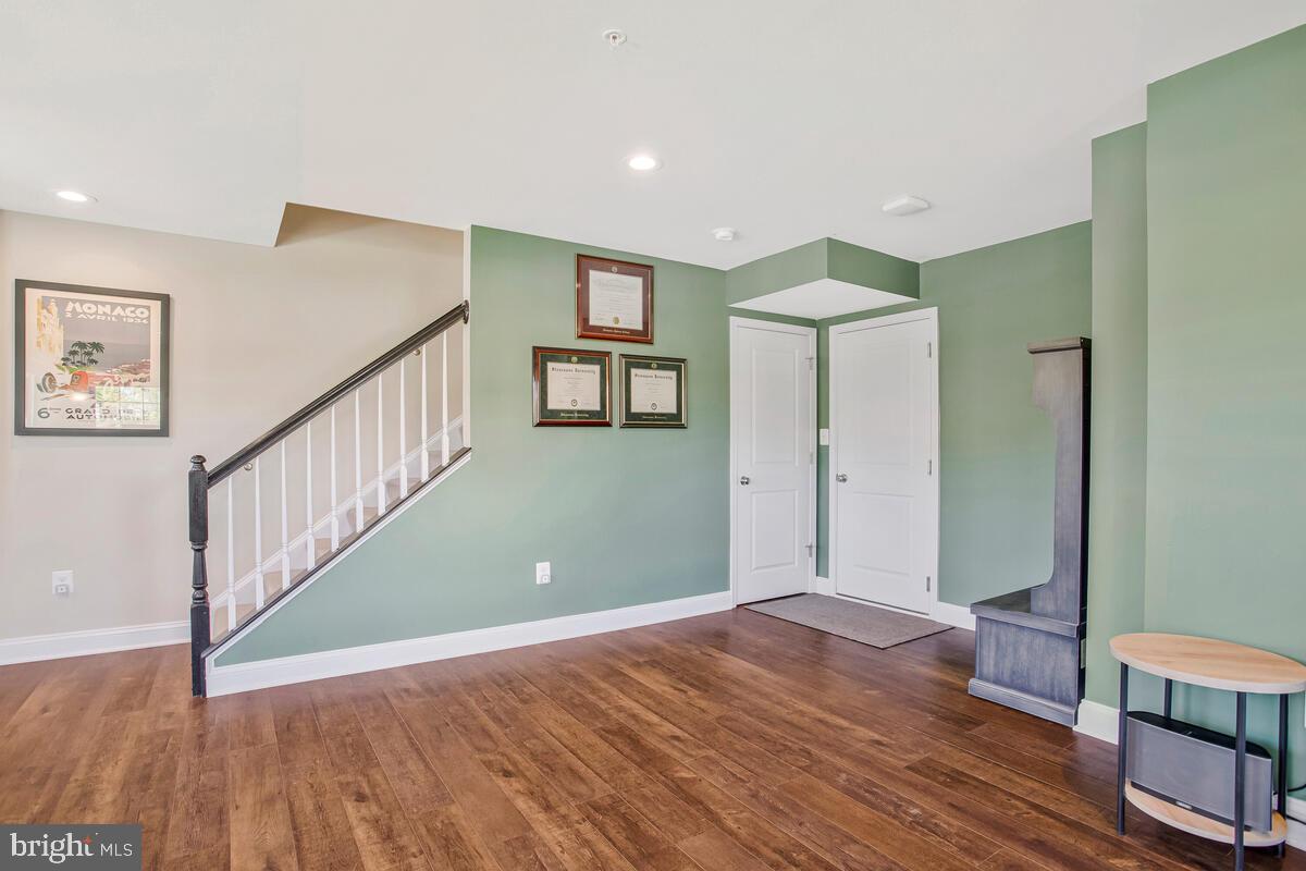 RAVENHURST GLEN - Residential