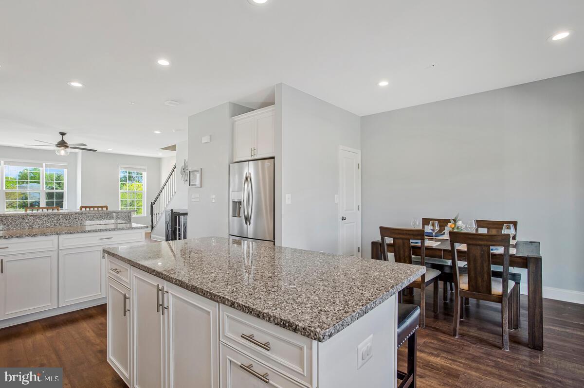 RAVENHURST GLEN - Residential