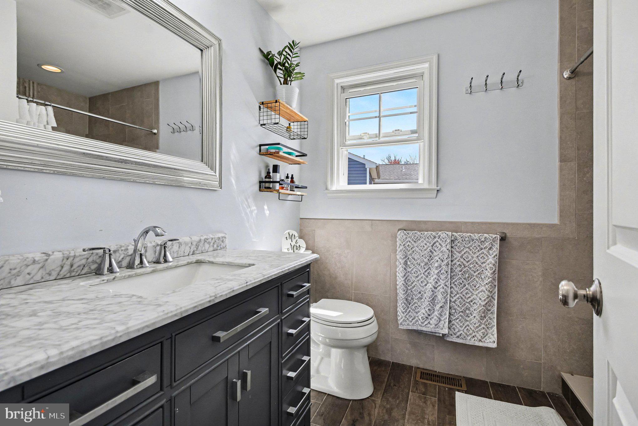 CRESTWYCK - Residential