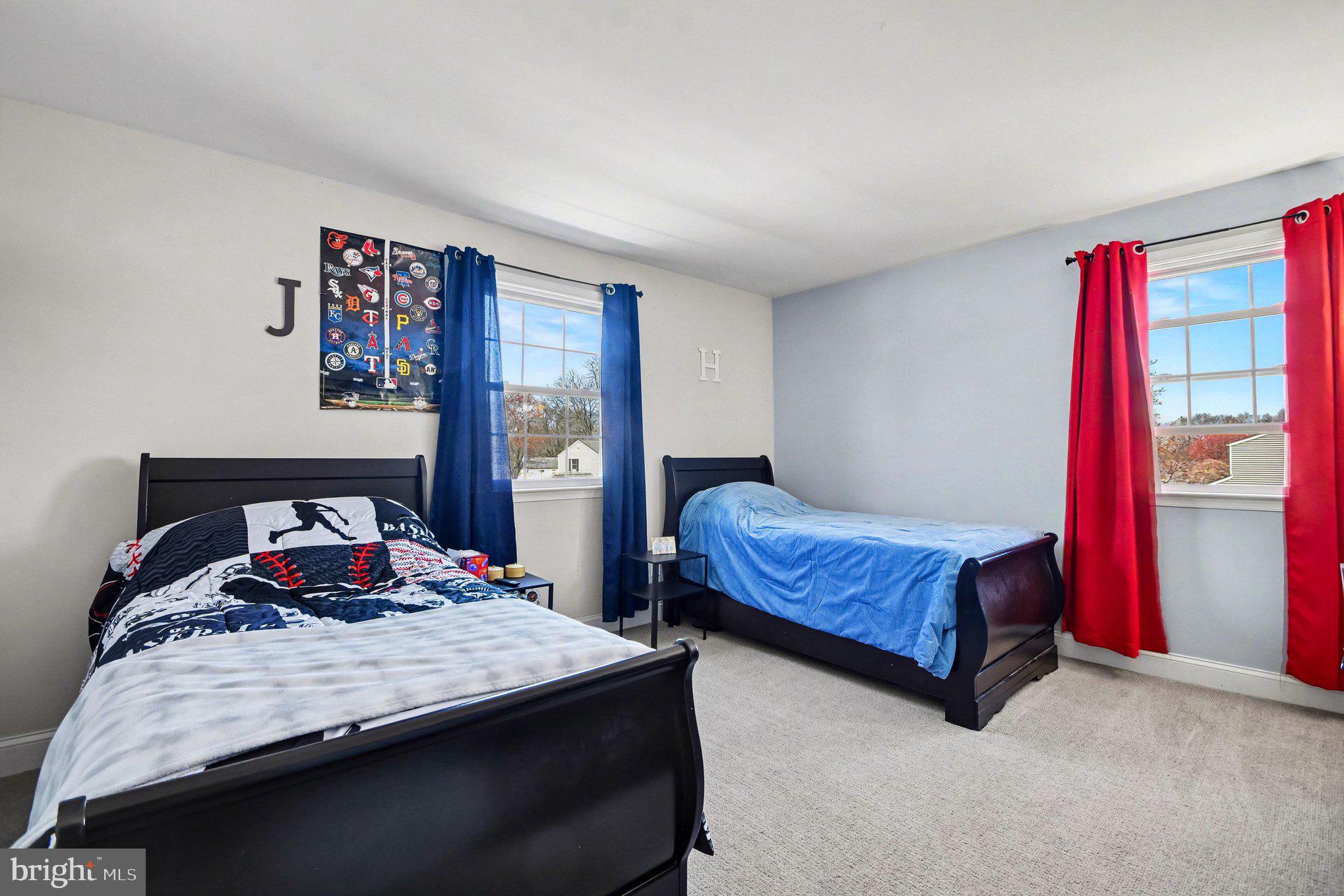 CRESTWYCK - Residential