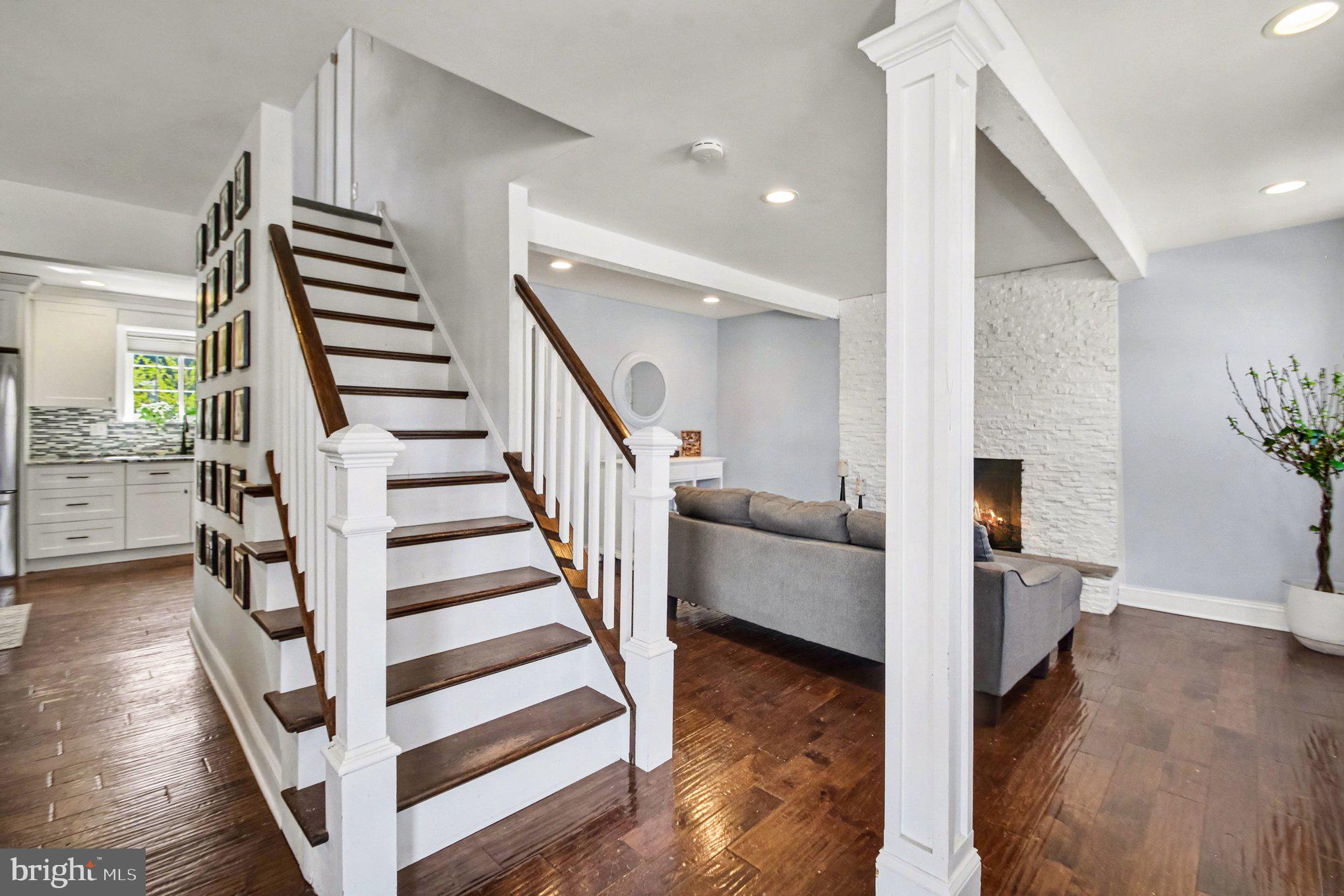 CRESTWYCK - Residential