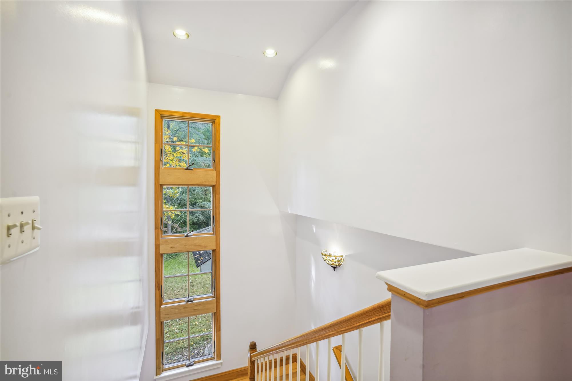 OLD LEE HILLS - Residential