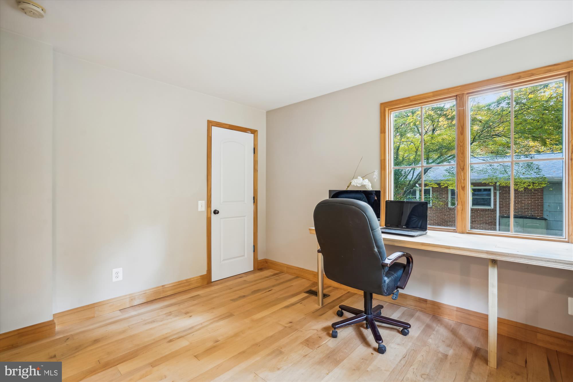 OLD LEE HILLS - Residential