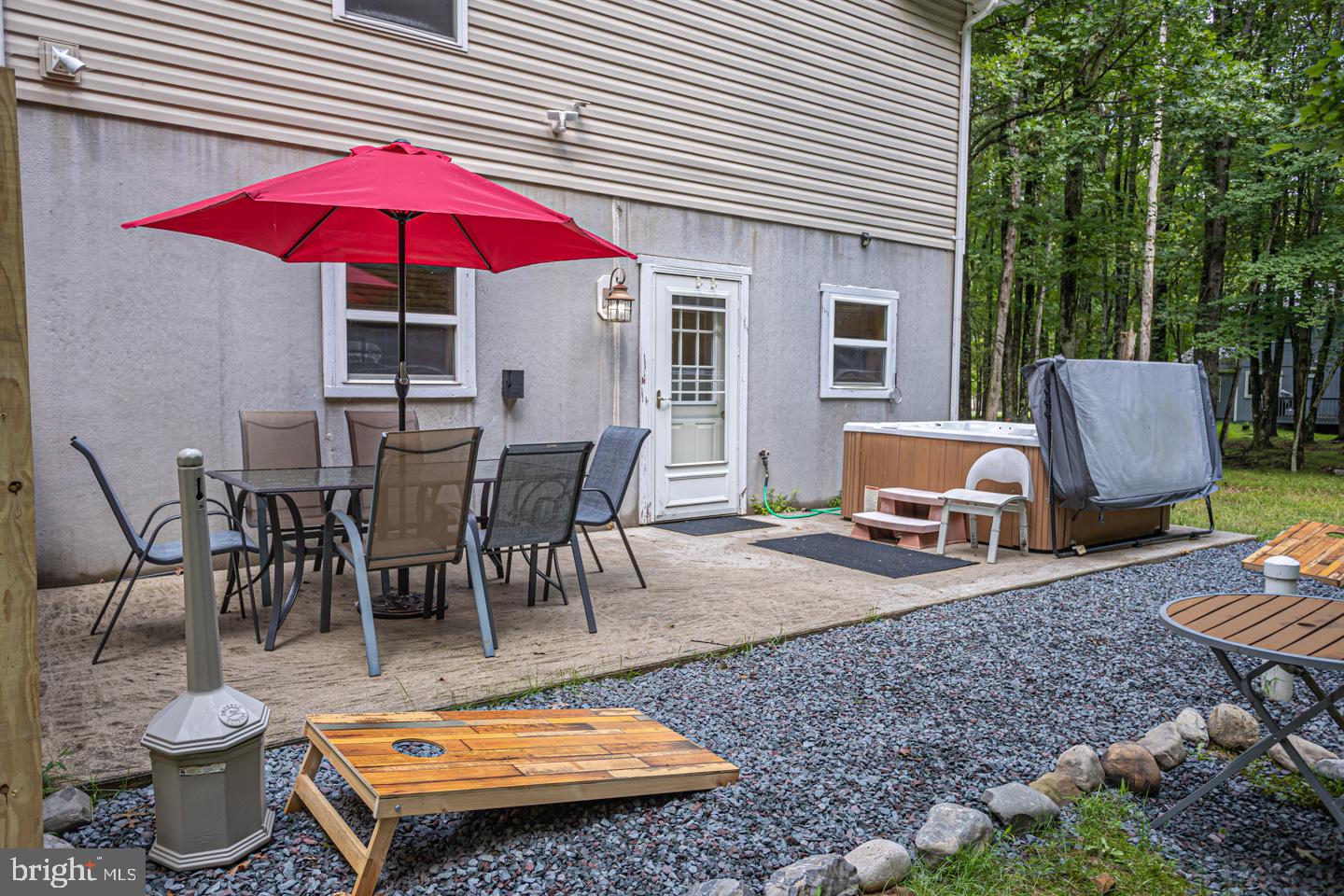 TOWAMENSING TRAILS - Residential