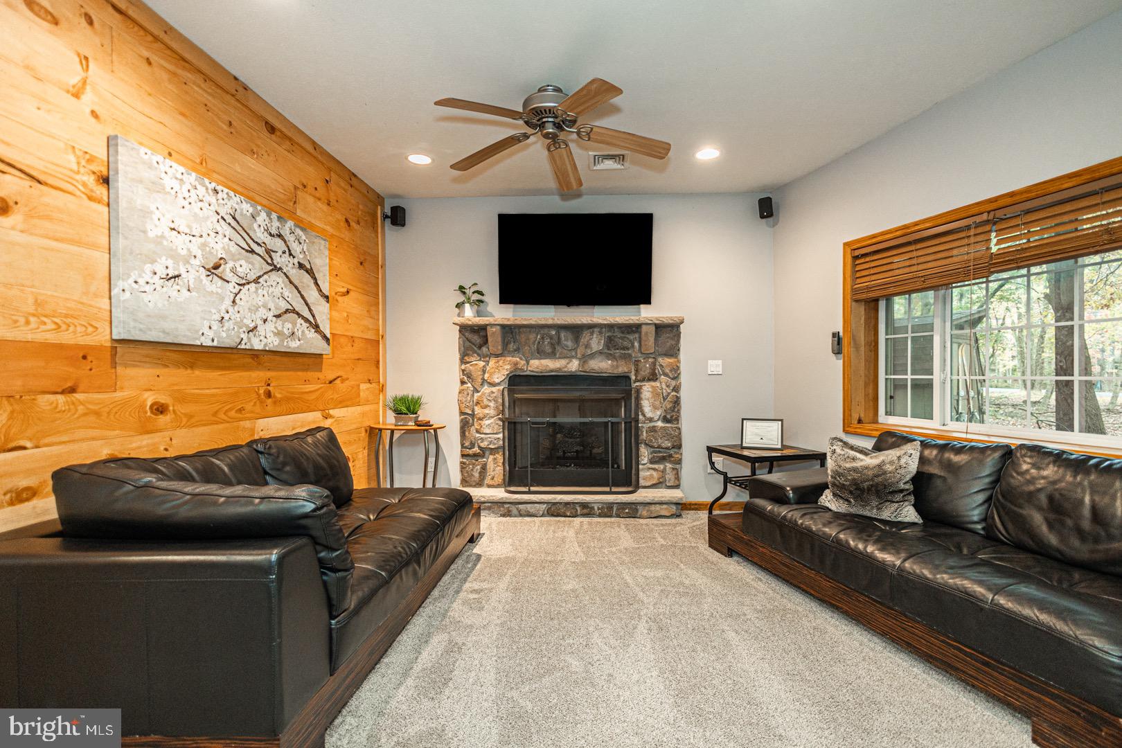 TOWAMENSING TRAILS - Residential