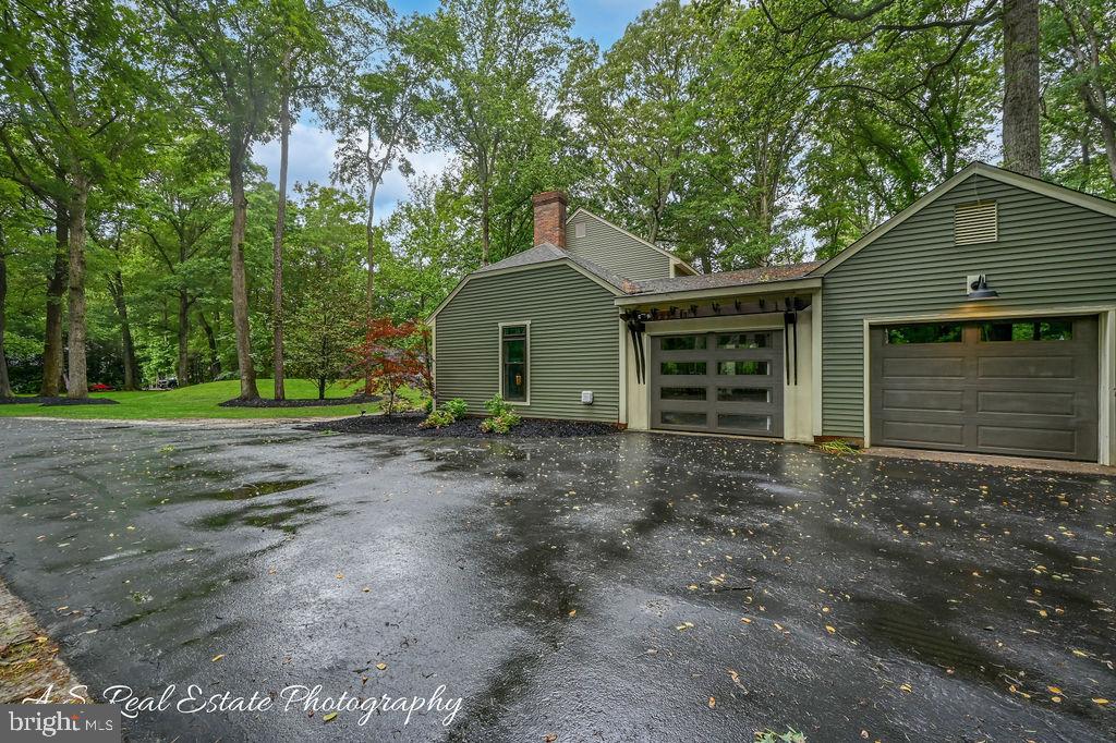 3965 FEATHERSTONE DRIVE