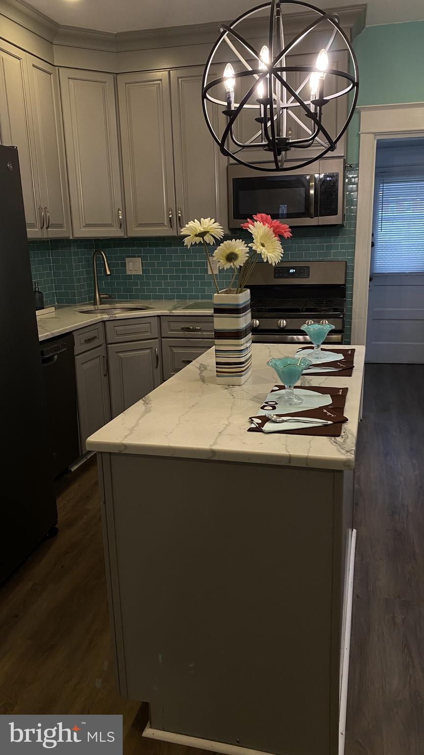 BRIDESBURG - Residential