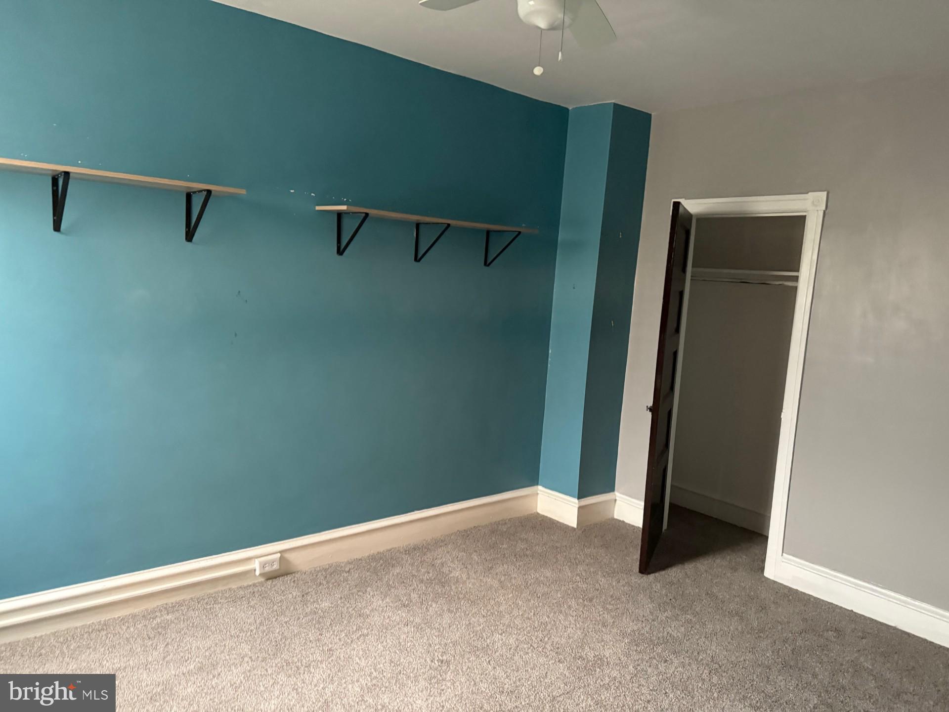 BRIDESBURG - Residential