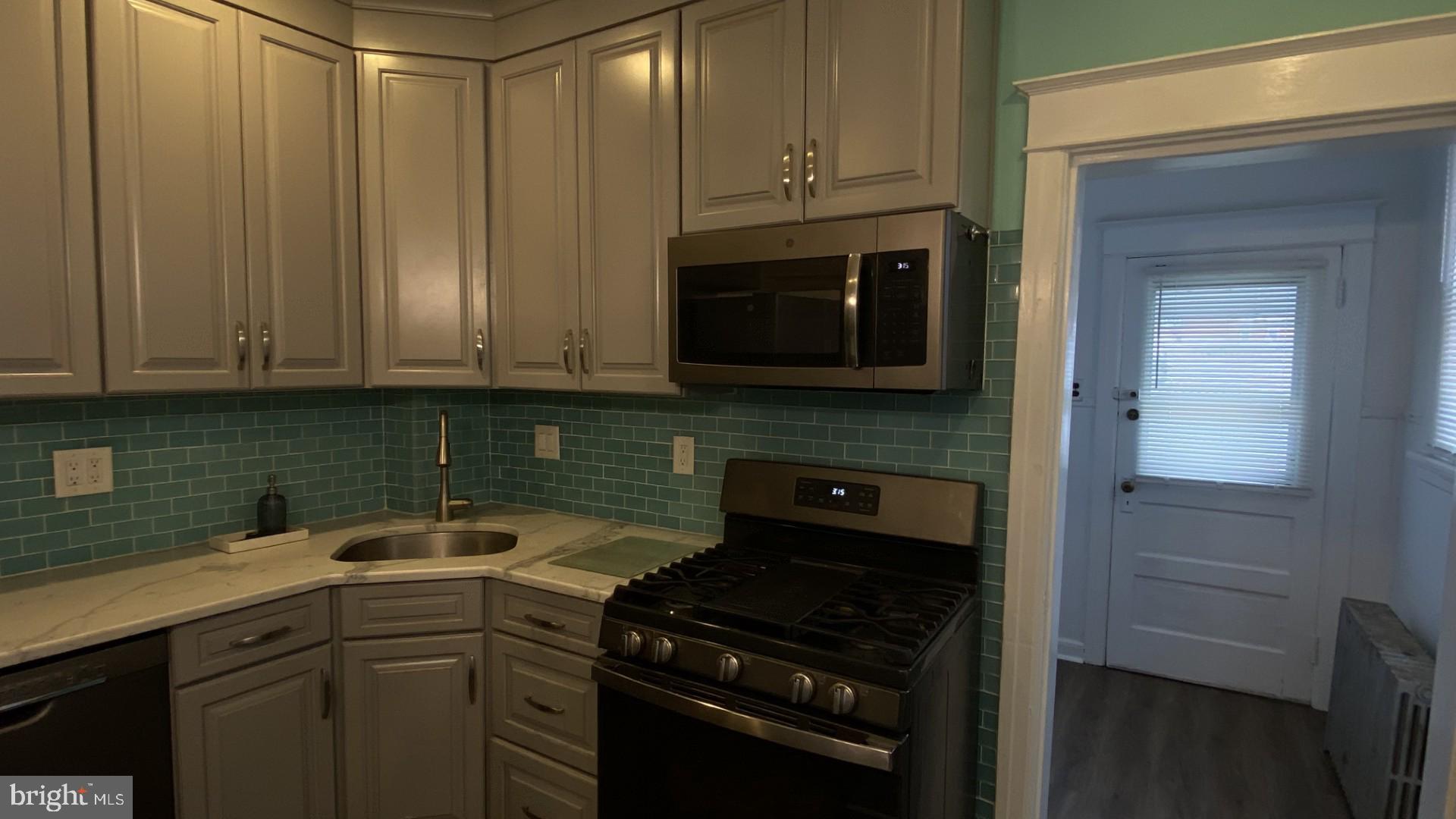 BRIDESBURG - Residential