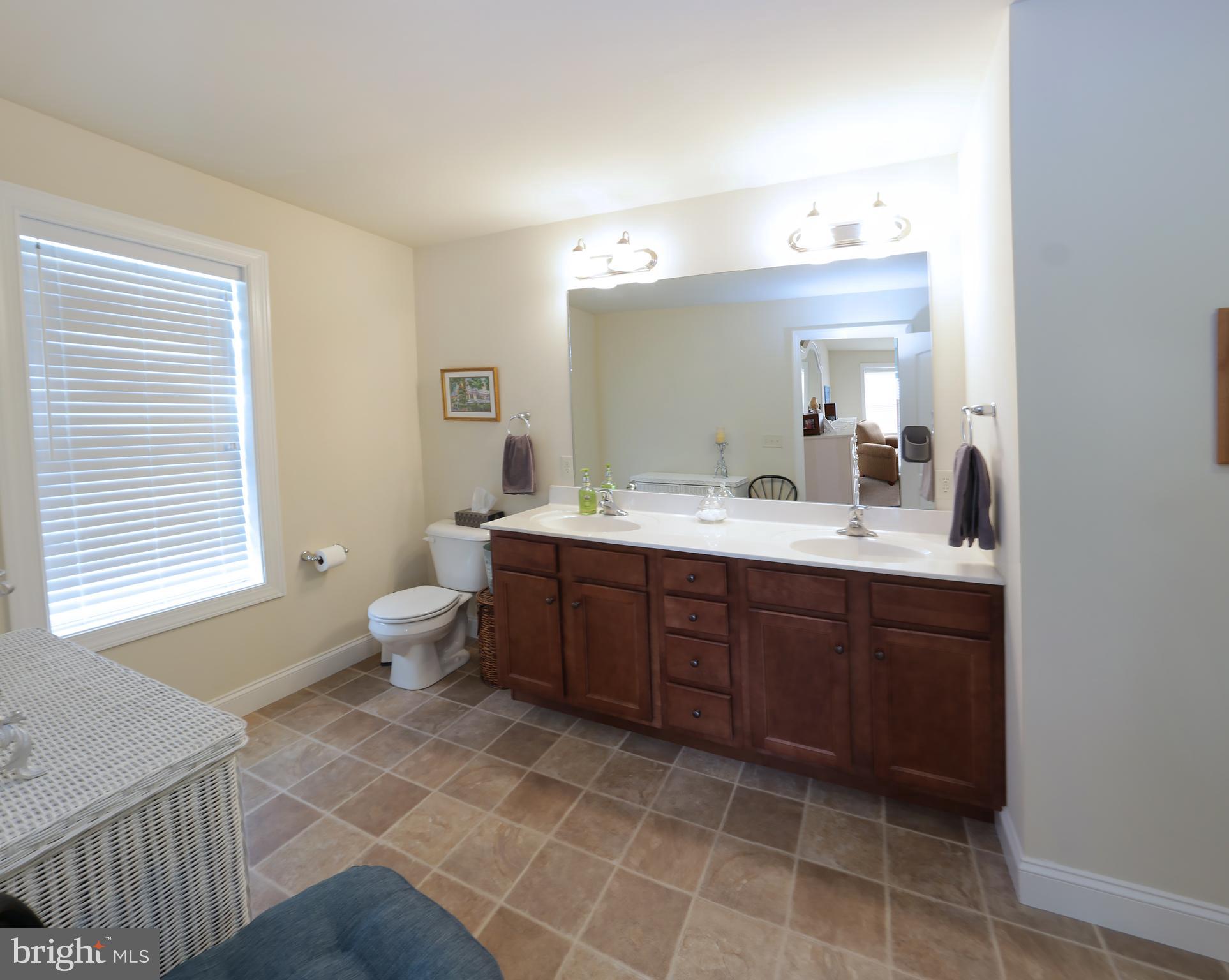 SYLVAN VIEW - Residential