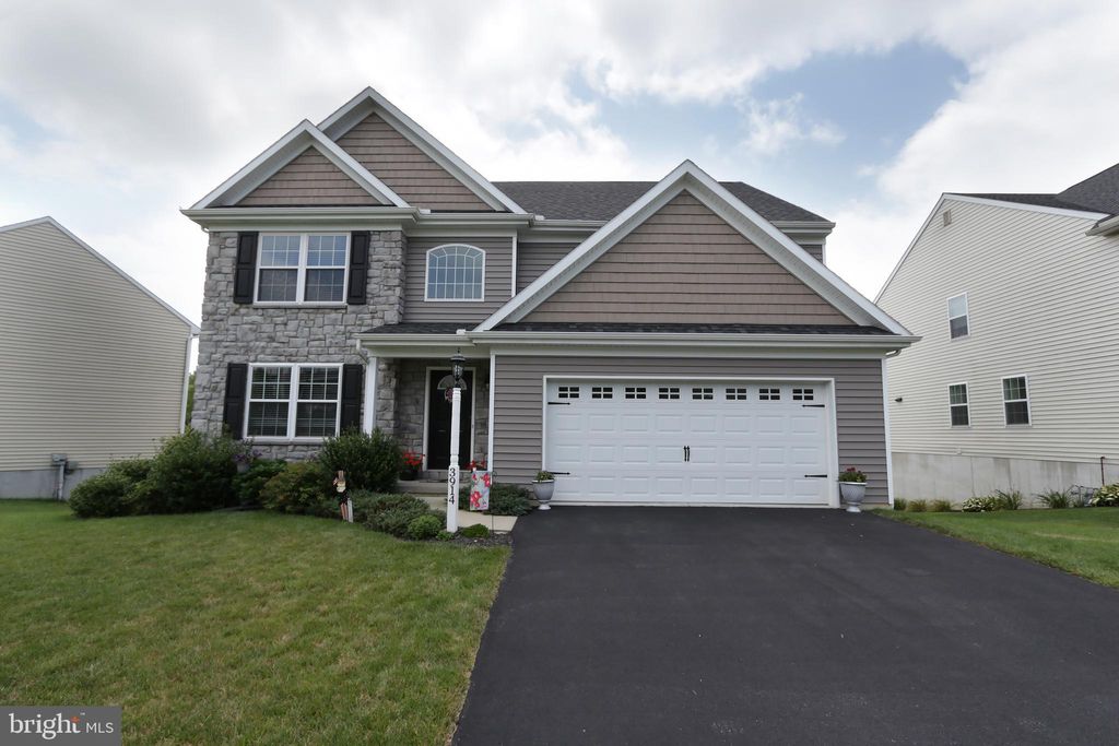 Photo of 3914 Archer Lane, Columbia, PA 17512 (MLS # PALA2039746)