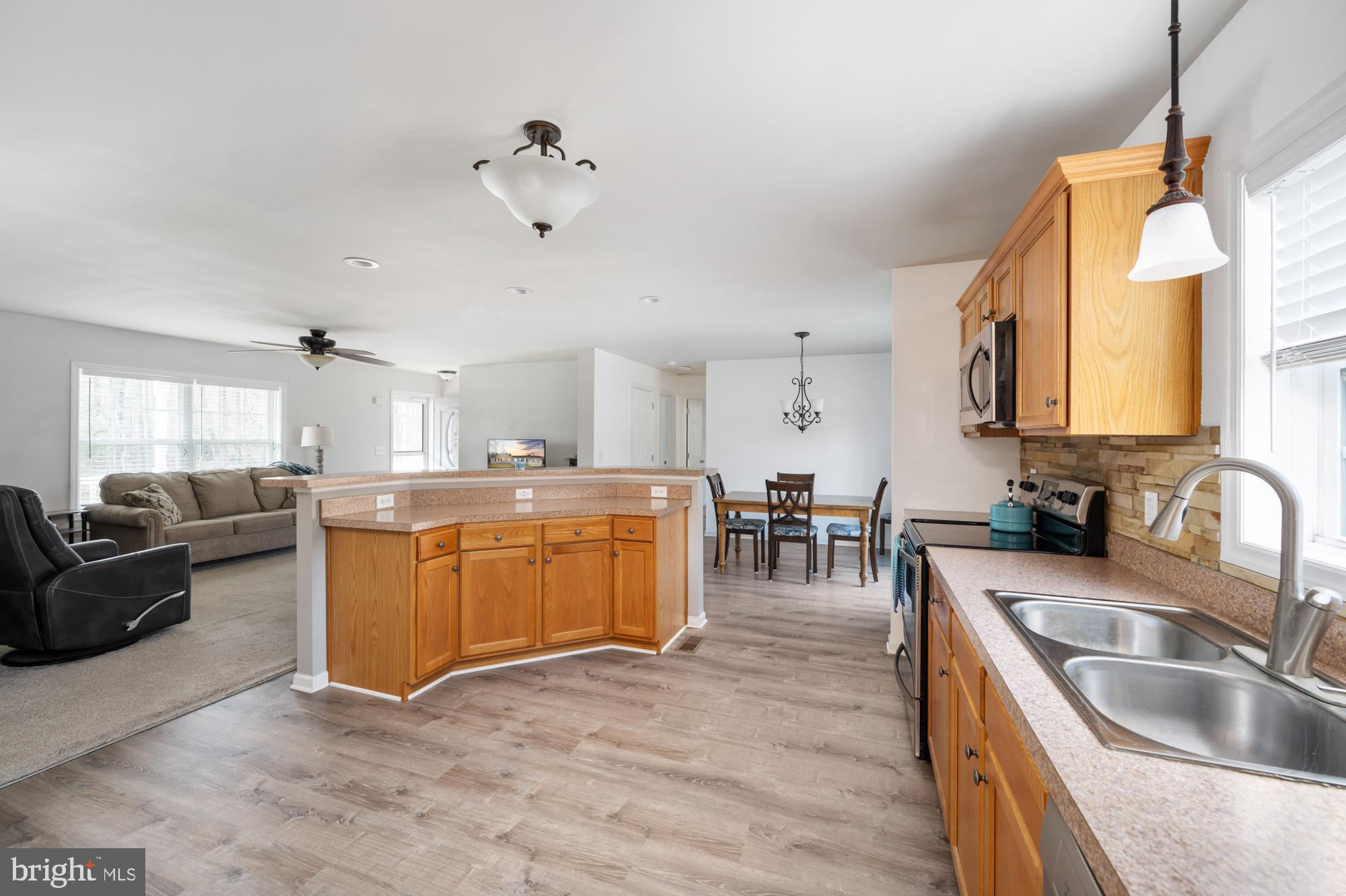 GRANDROSE - Residential