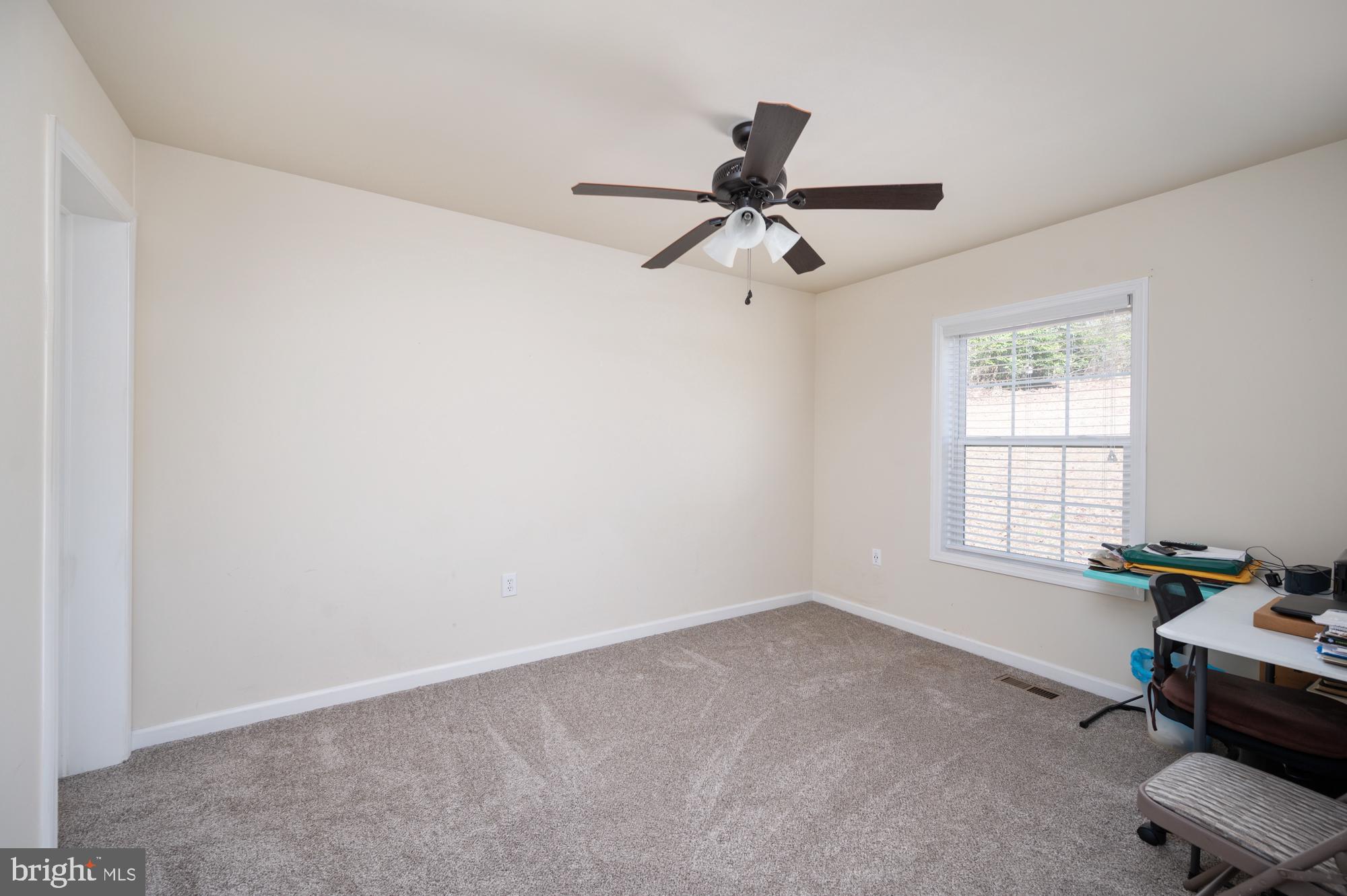 GRANDROSE - Residential