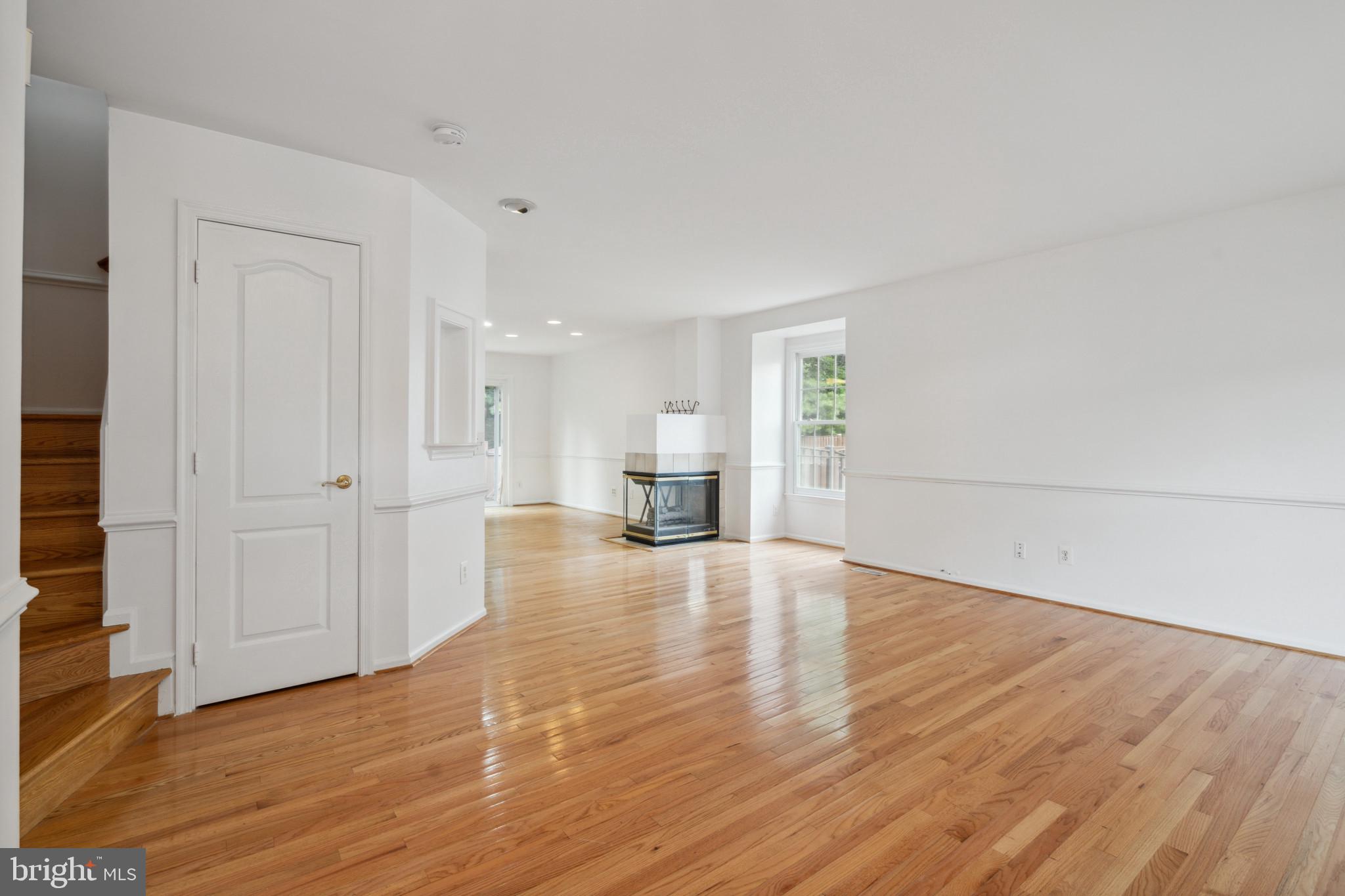 CAROLYN FOREST - Residential