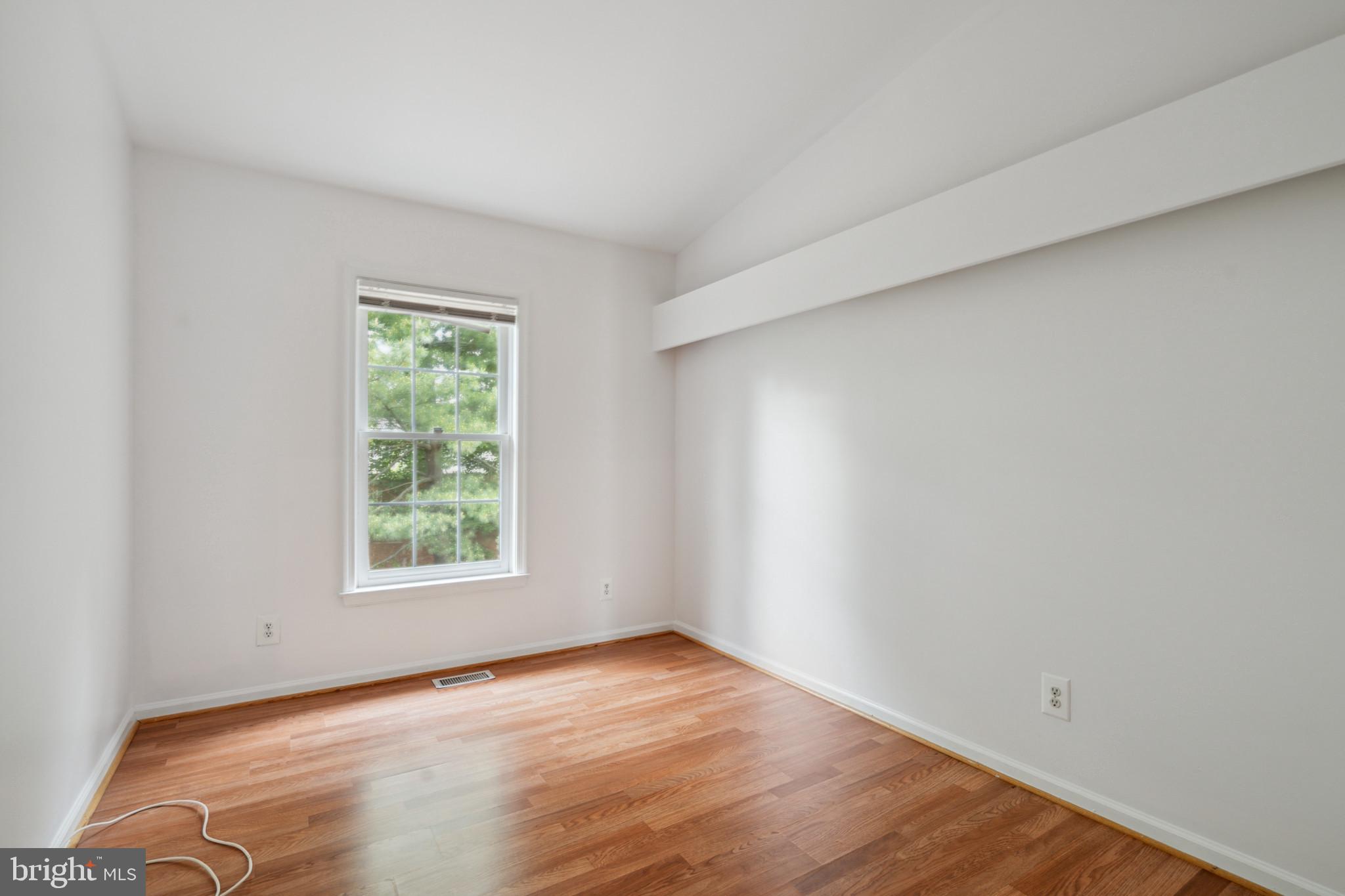 CAROLYN FOREST - Residential