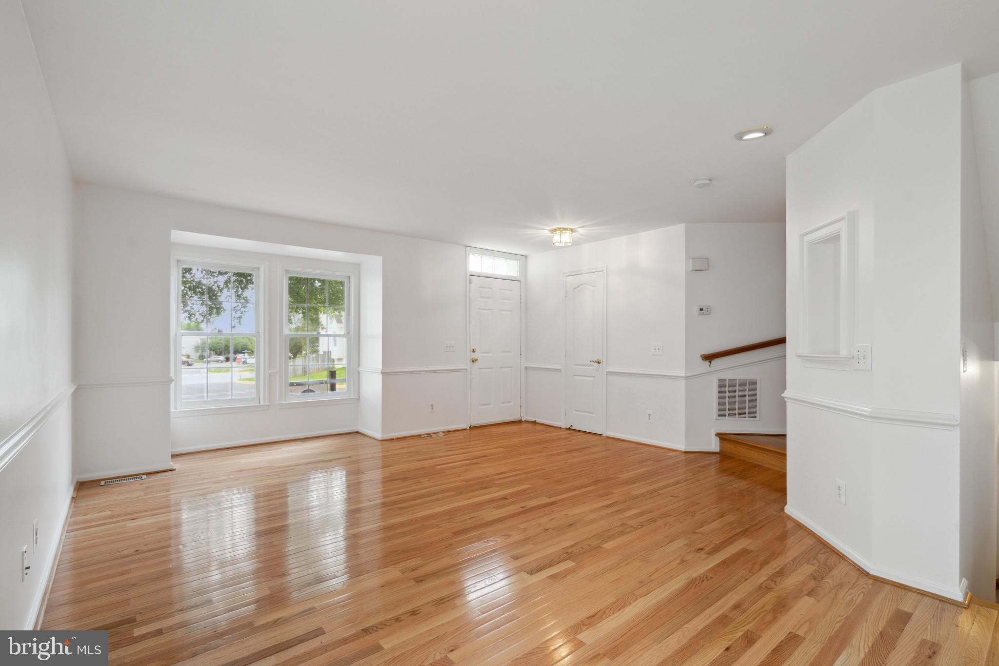 CAROLYN FOREST - Residential