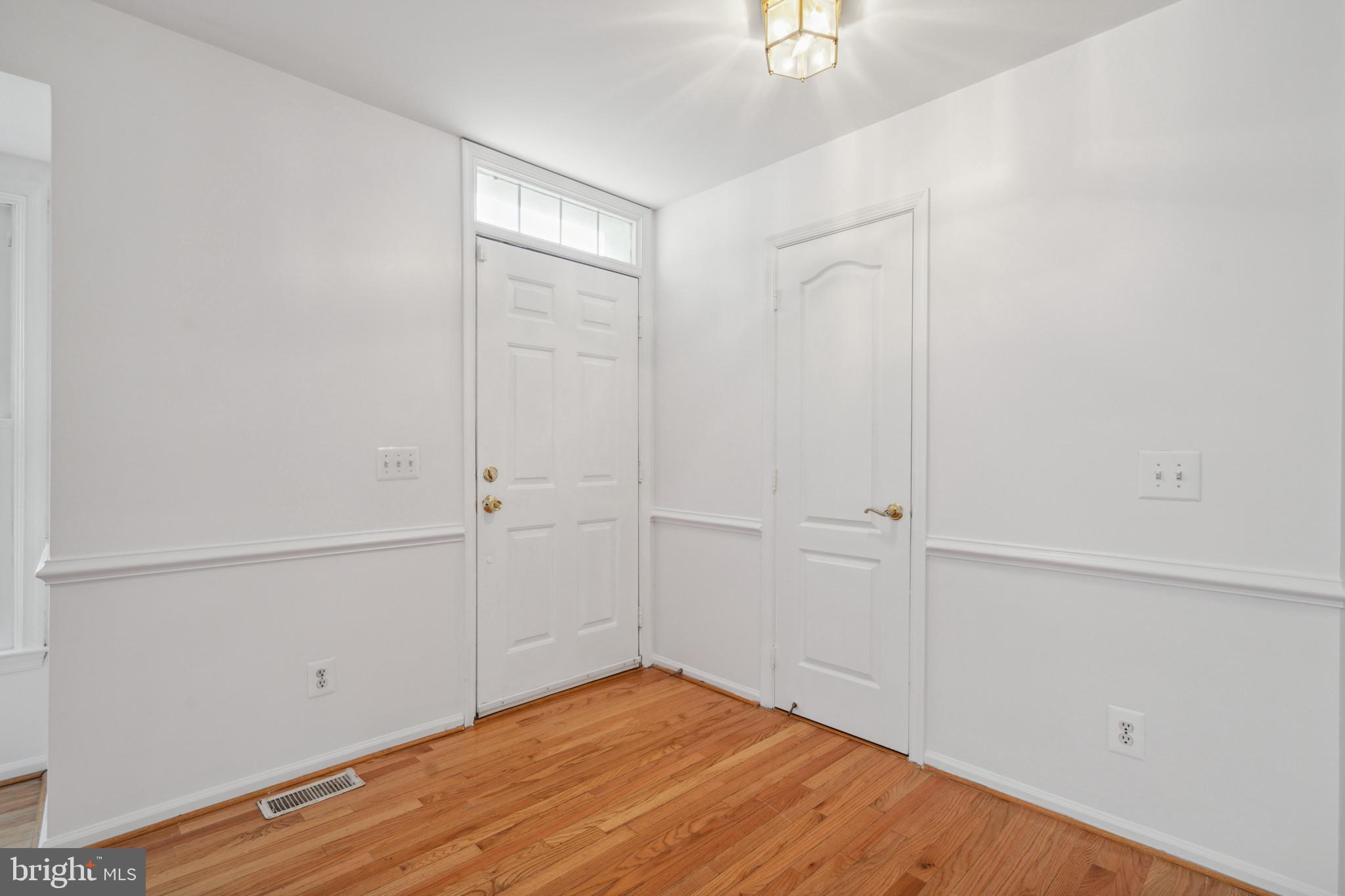 CAROLYN FOREST - Residential