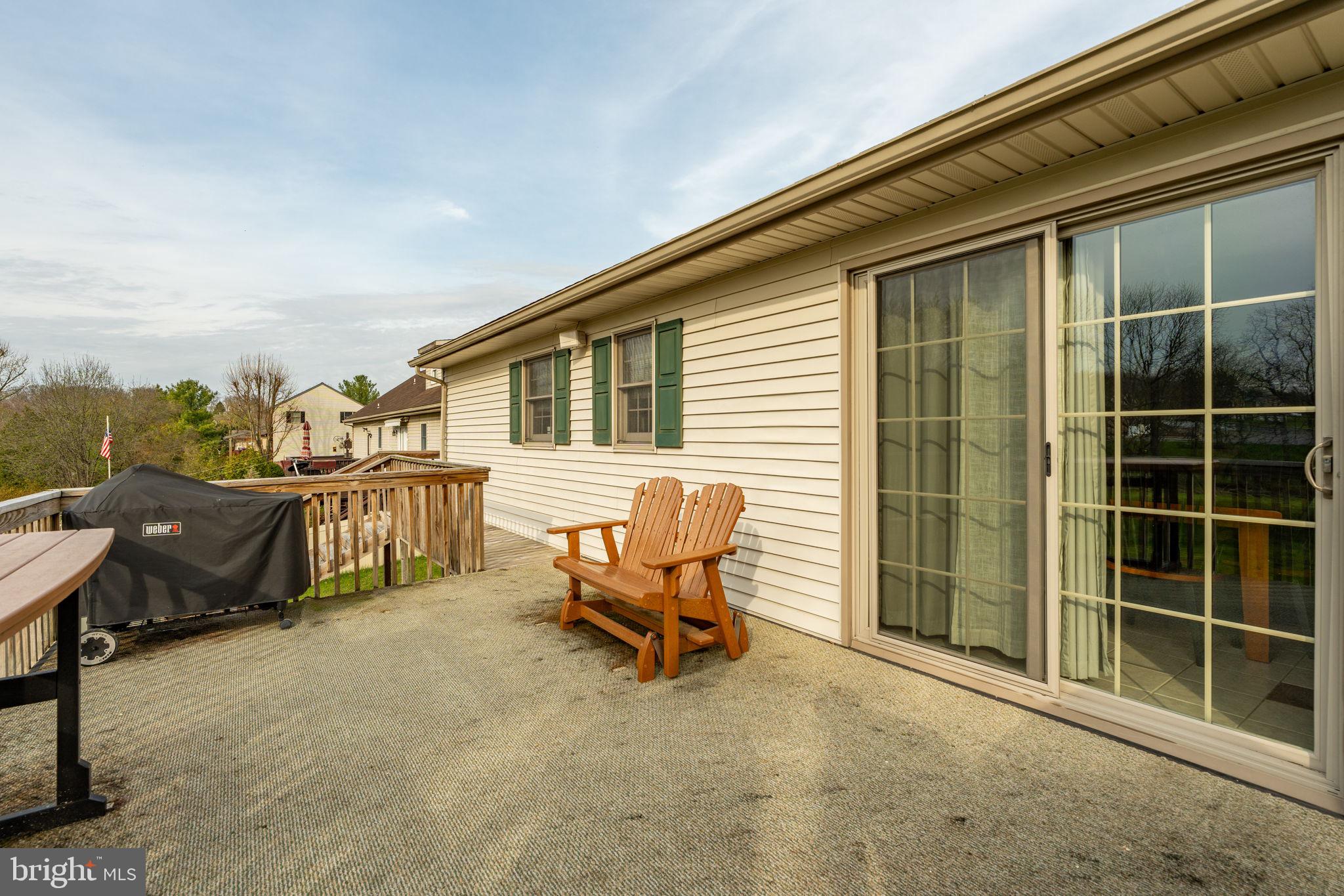 COUNTRY MEADOWS ESTATES - Residential