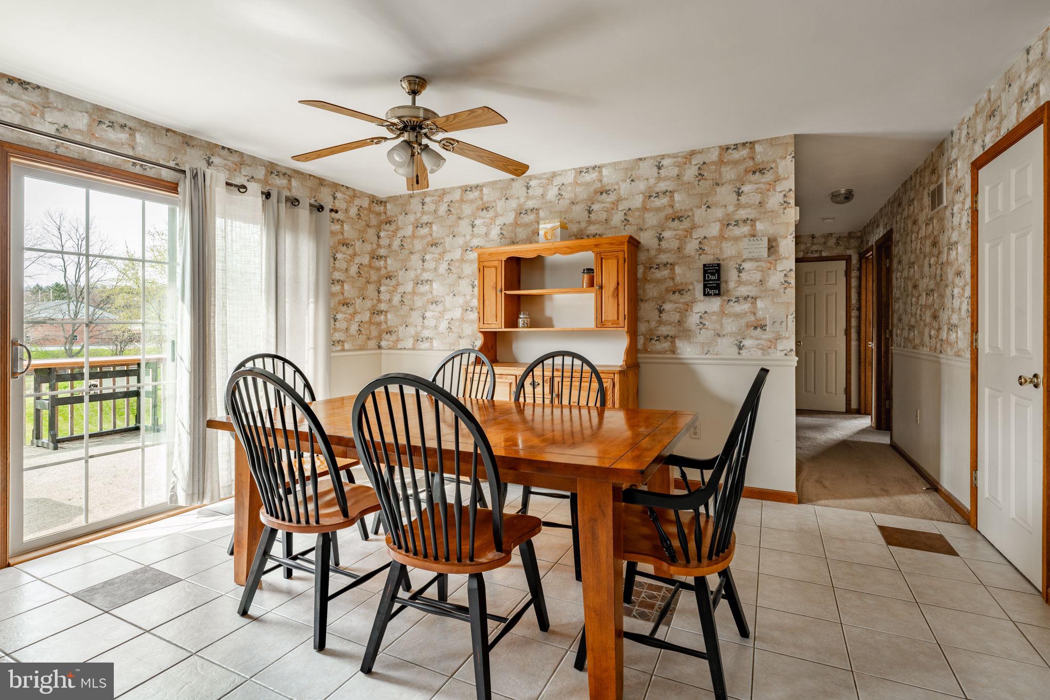 COUNTRY MEADOWS ESTATES - Residential