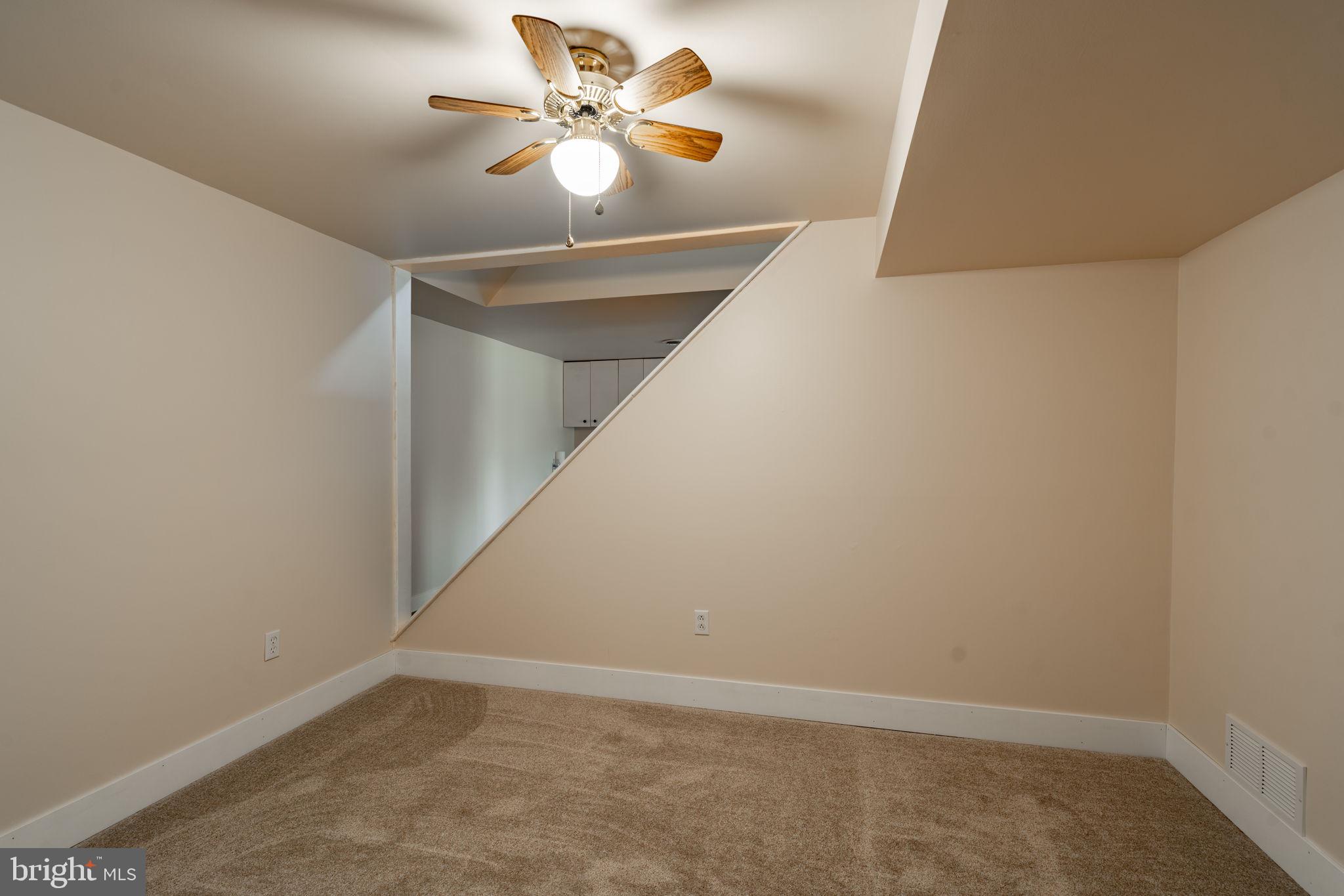 COUNTRY MEADOWS ESTATES - Residential