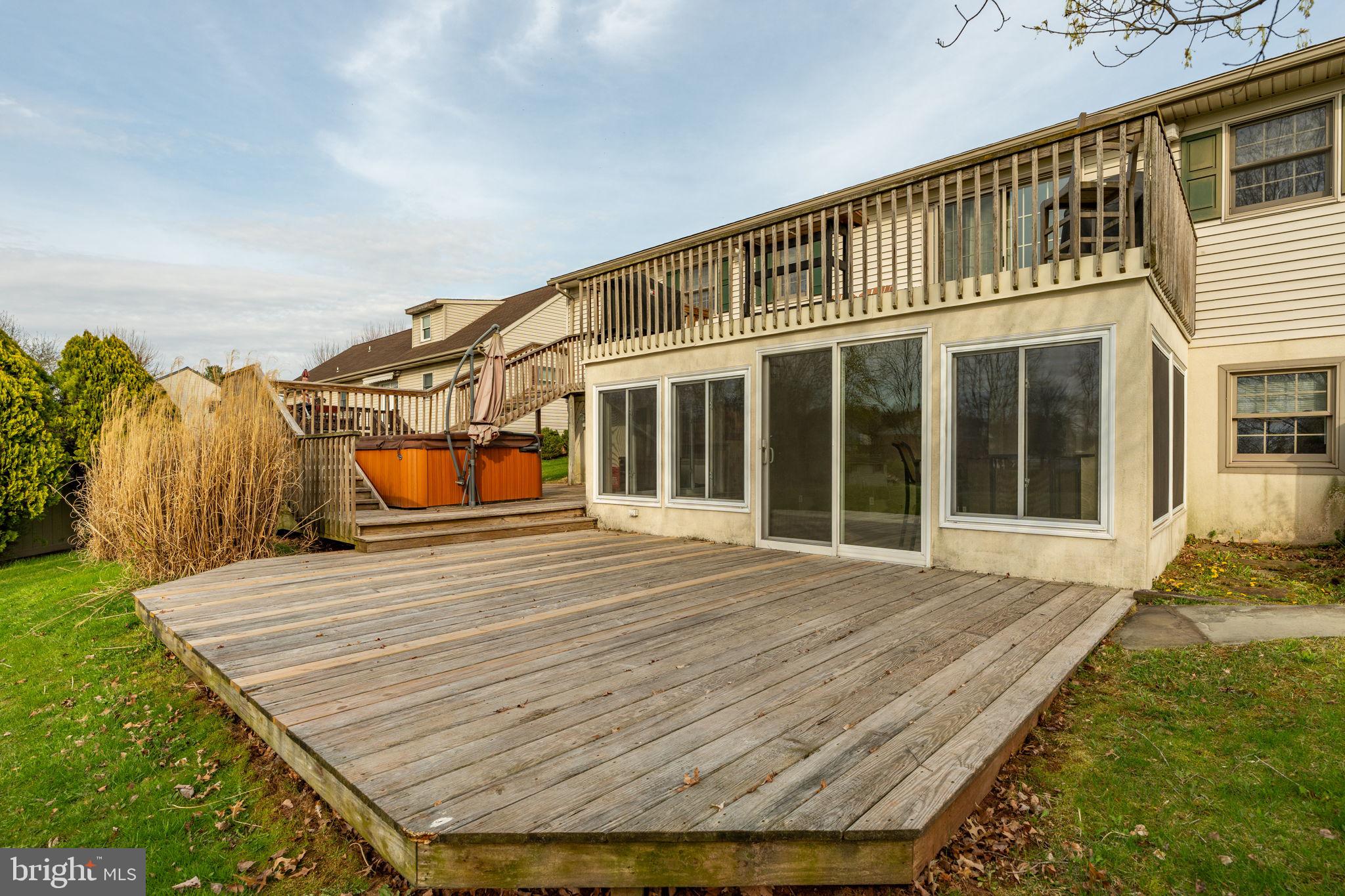 COUNTRY MEADOWS ESTATES - Residential