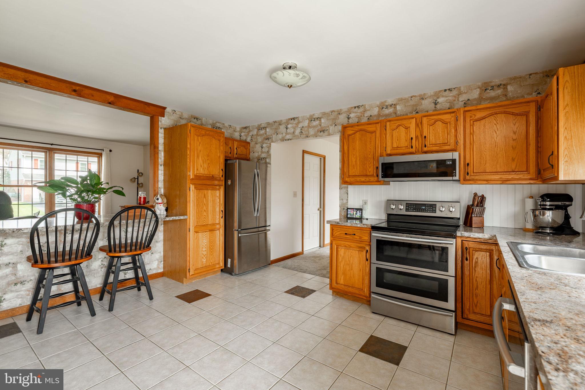 COUNTRY MEADOWS ESTATES - Residential