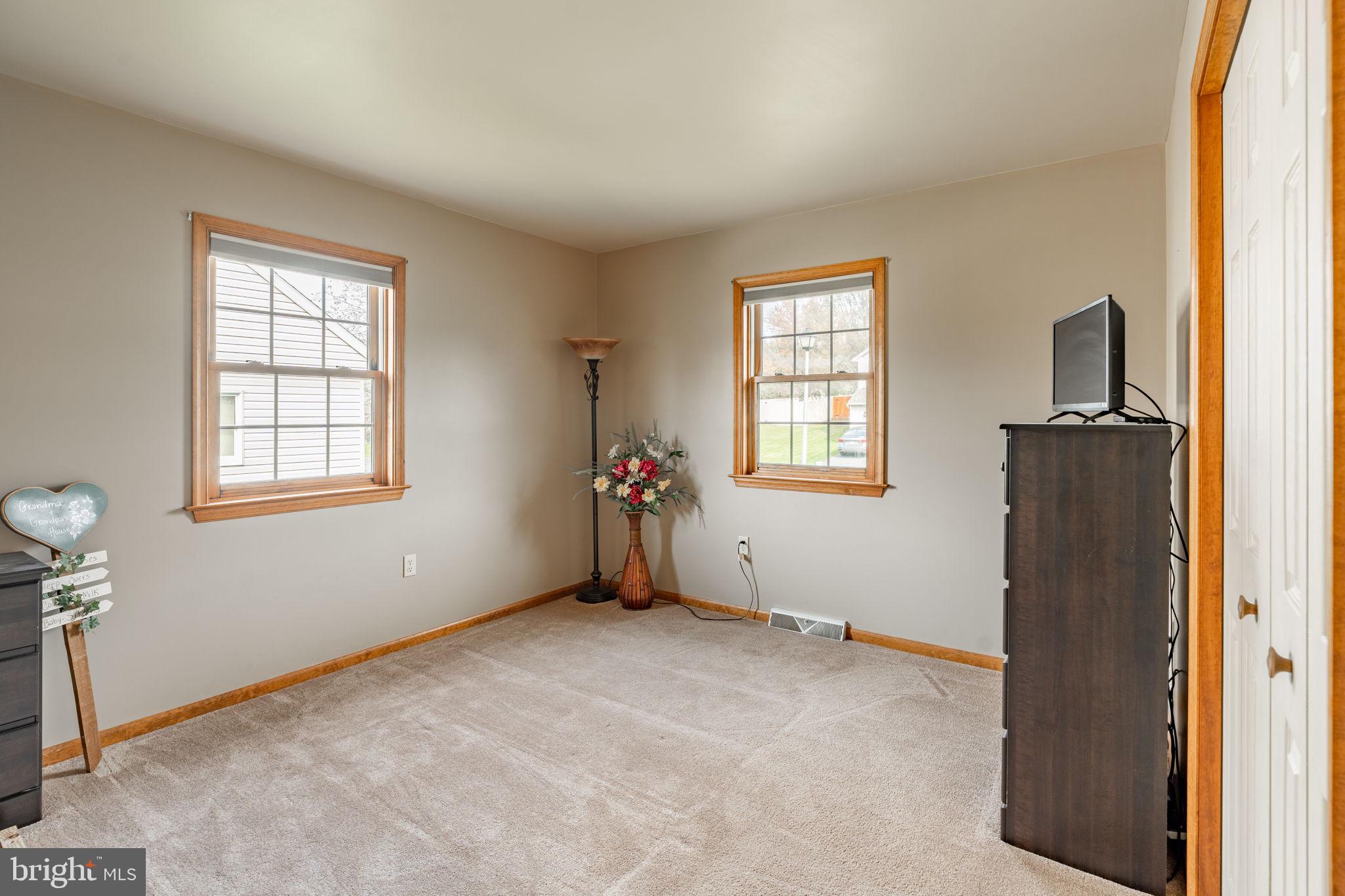 COUNTRY MEADOWS ESTATES - Residential