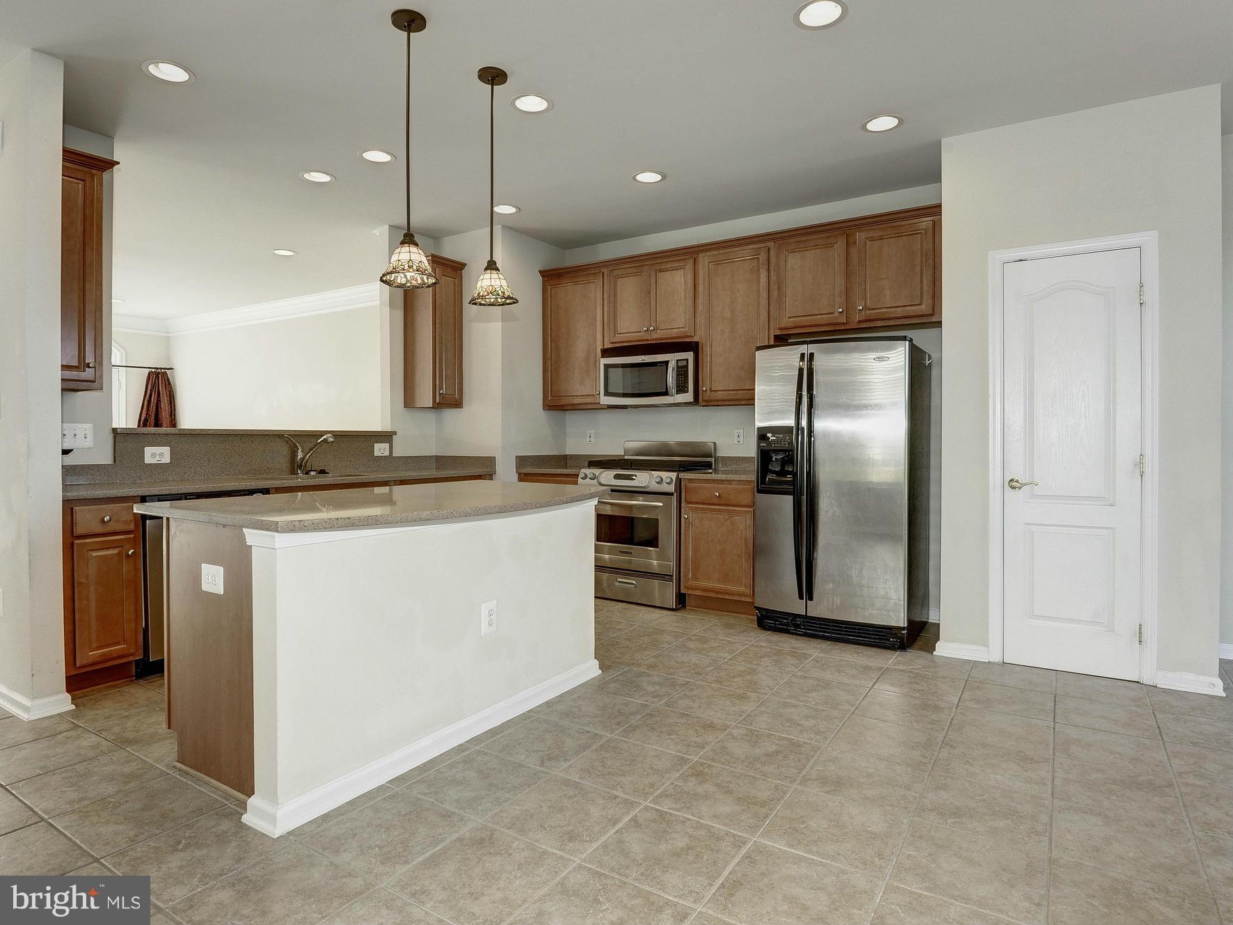 VILLAGE PLACE AT GAINESVILLE - Residential Lease