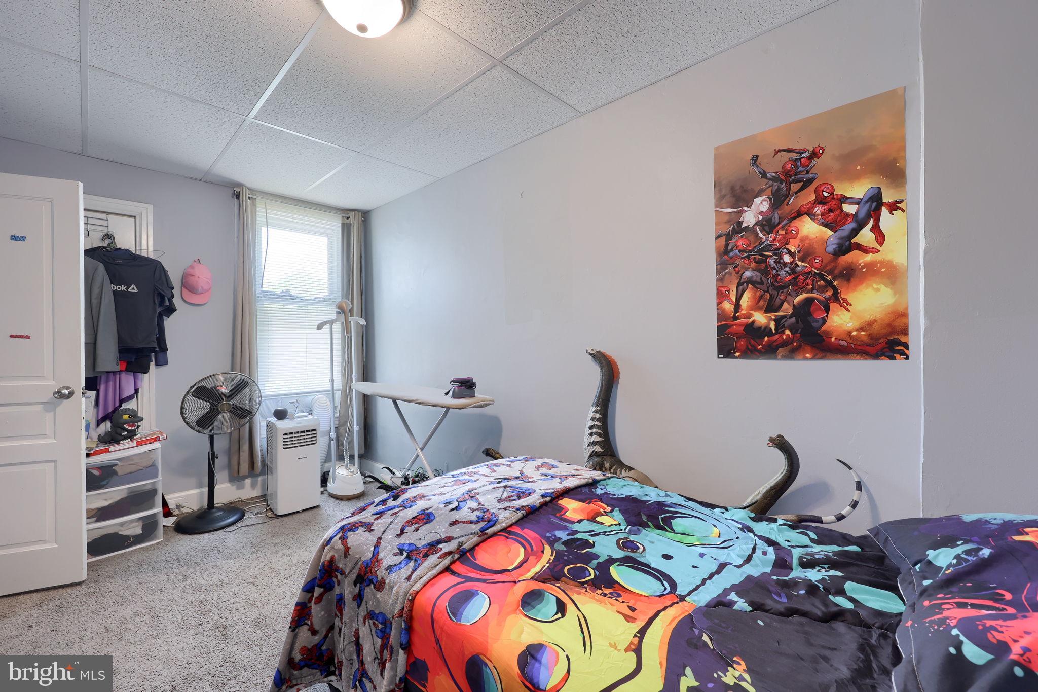 NORTH YORK BORO - Residential