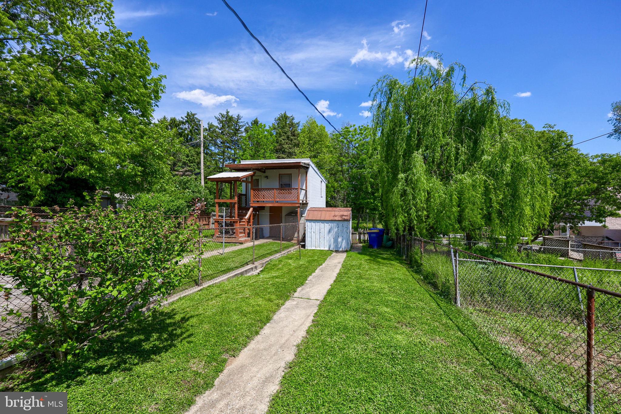 NORTH YORK BORO - Residential