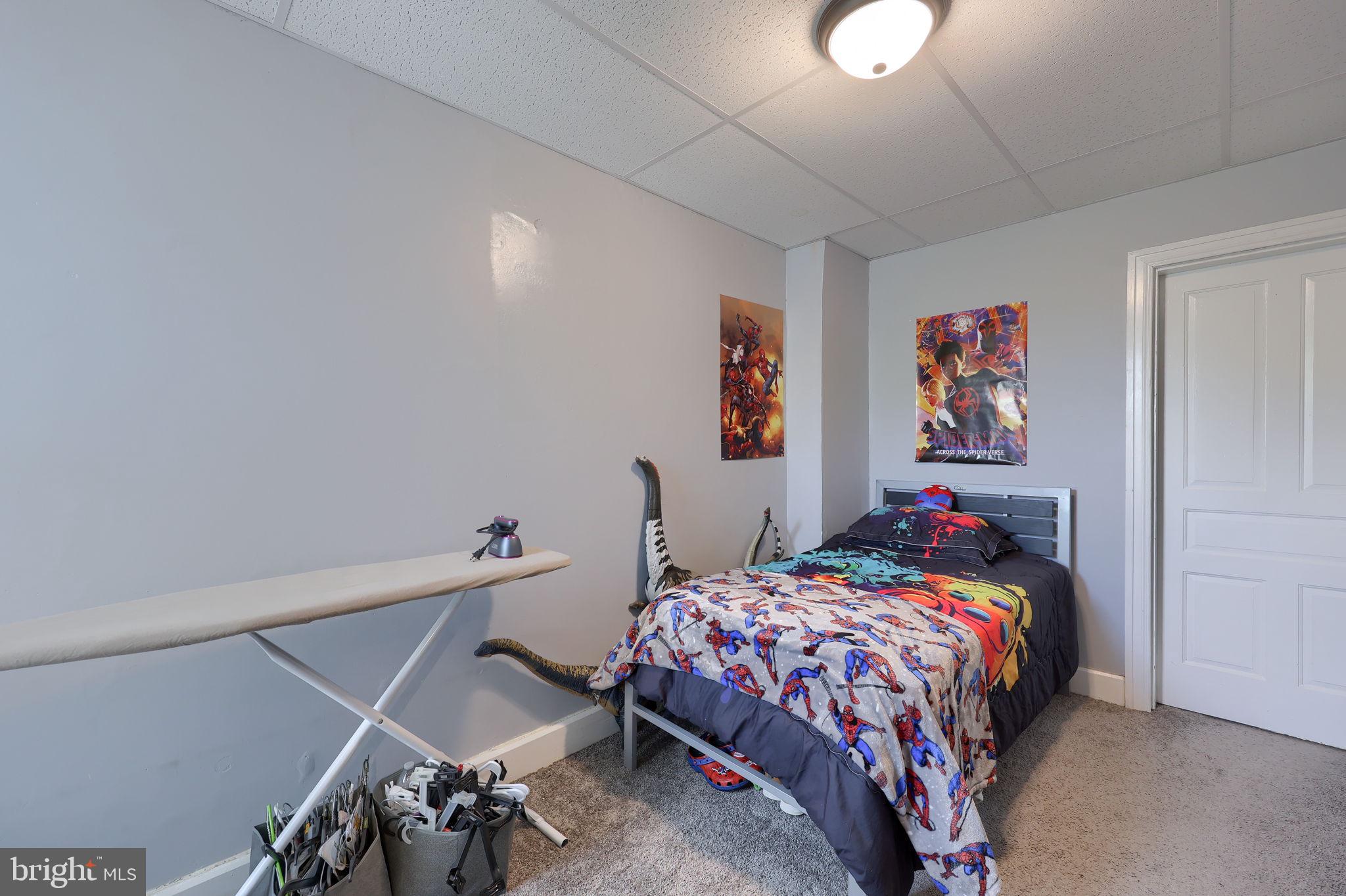 NORTH YORK BORO - Residential