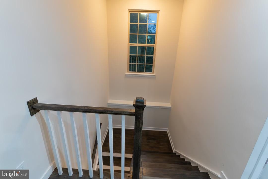 PARKSIDE - Residential Lease