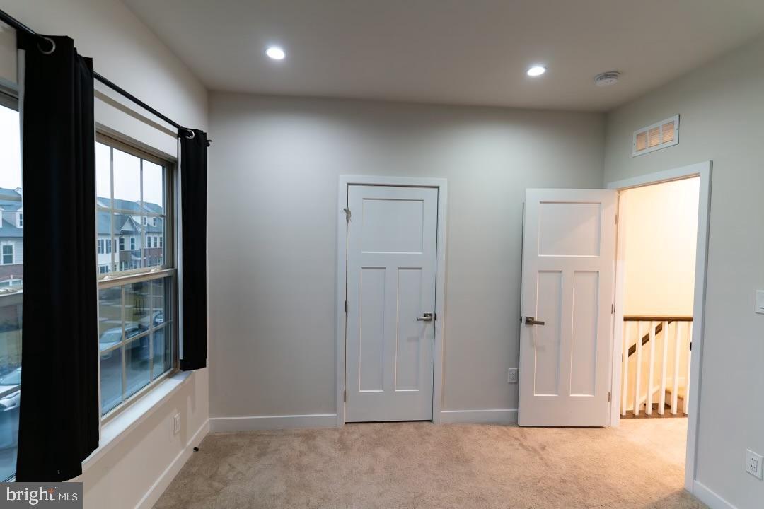 PARKSIDE - Residential Lease