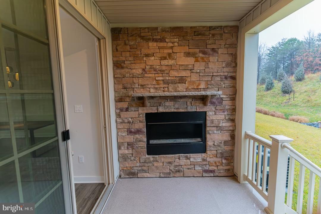 PARKSIDE - Residential Lease