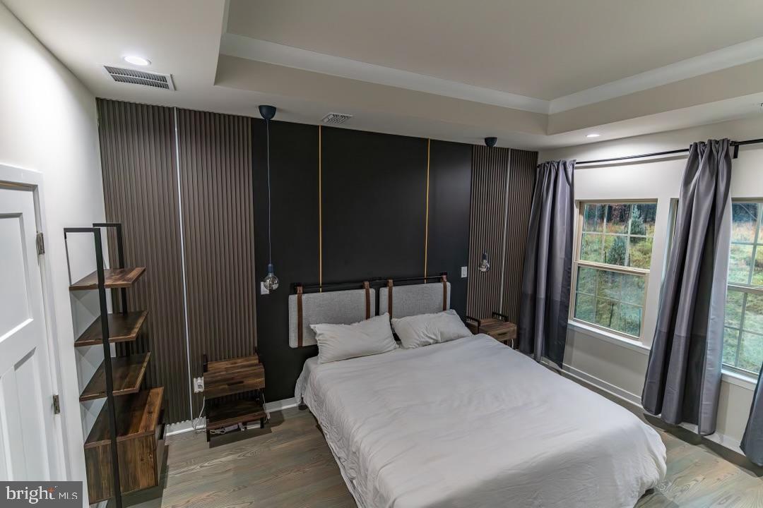 PARKSIDE - Residential Lease