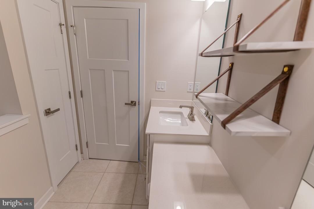 PARKSIDE - Residential Lease