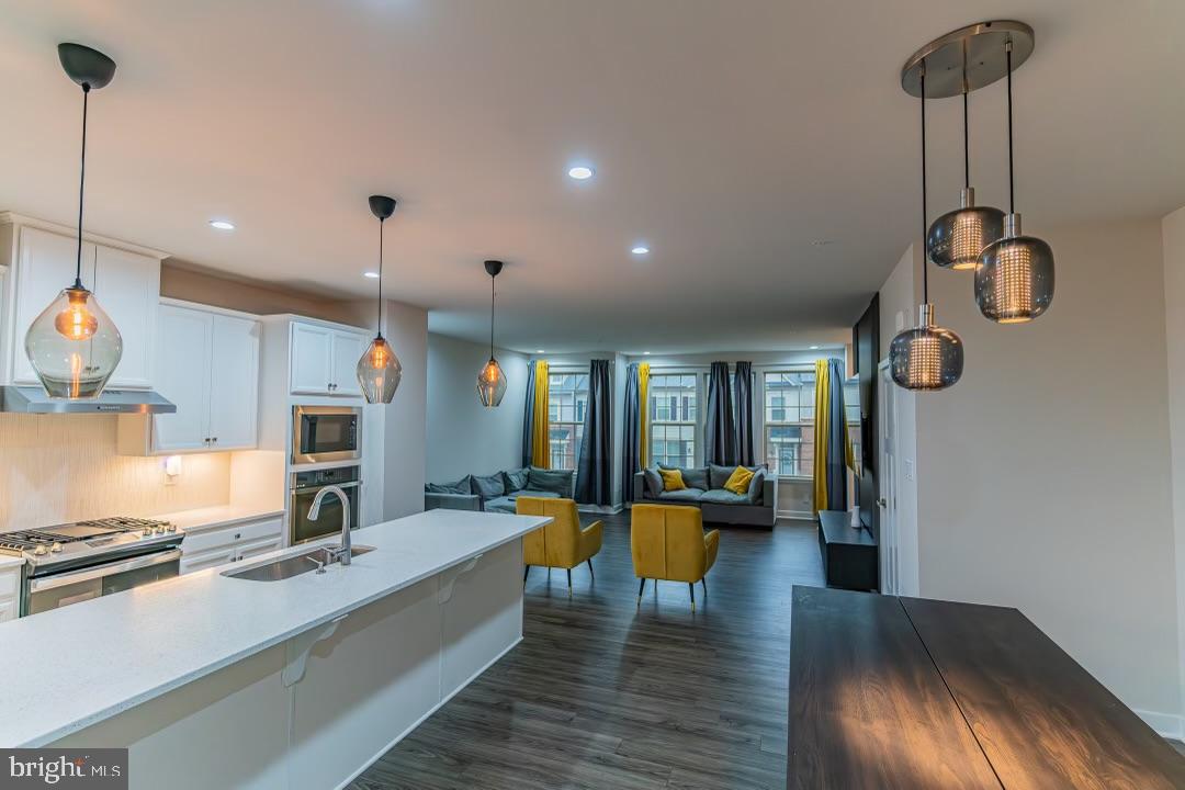 PARKSIDE - Residential Lease