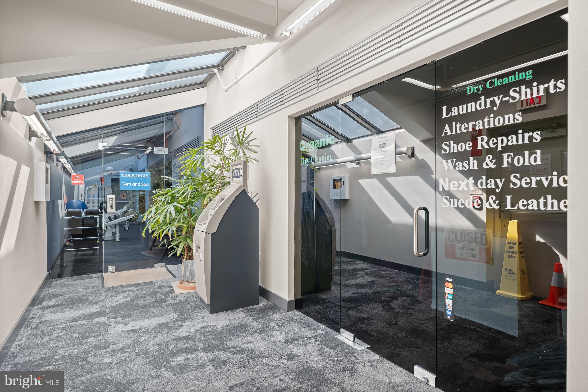 ATRIUM CONDO - Residential