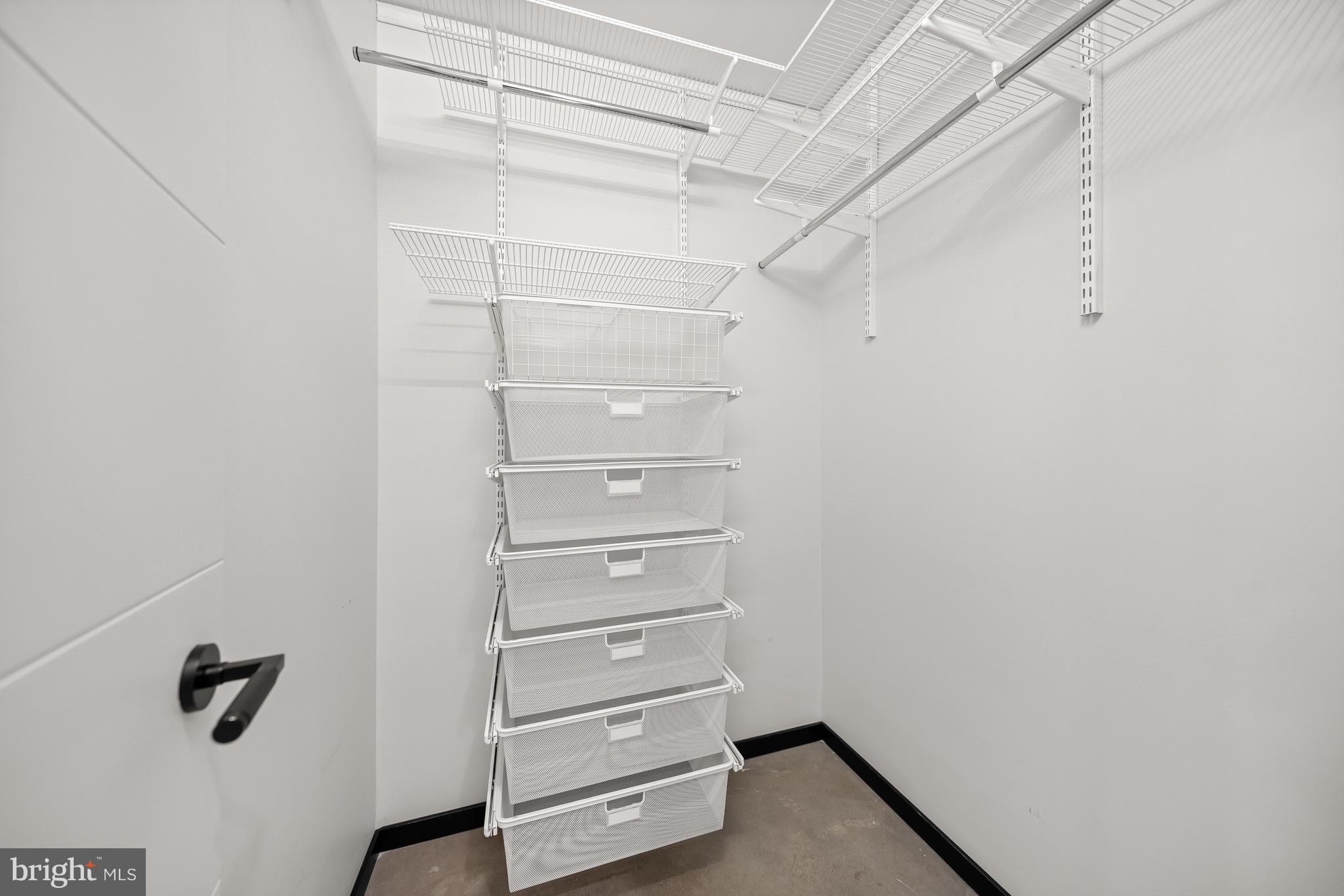 ATRIUM CONDO - Residential