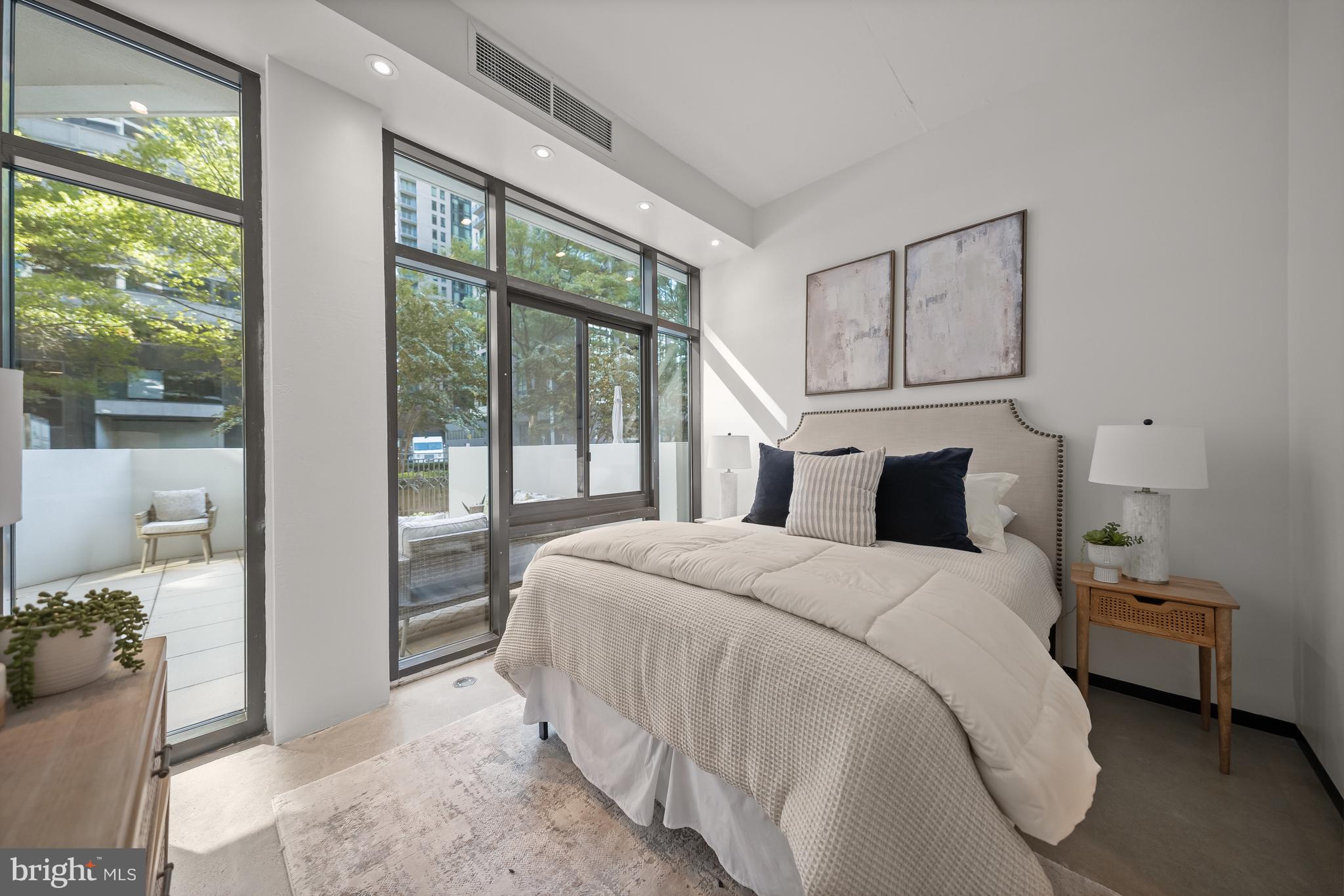 ATRIUM CONDO - Residential