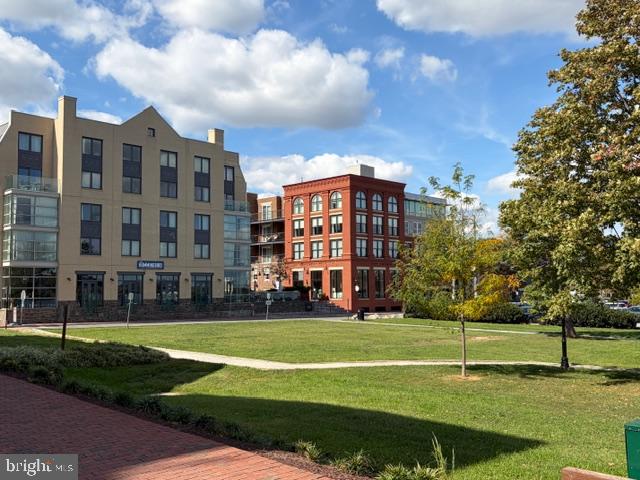 ROBINSON LANDING - Residential