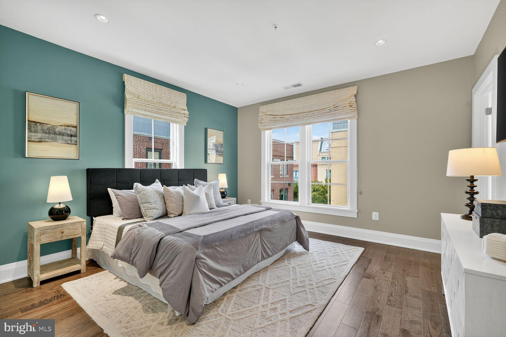 ROBINSON LANDING - Residential