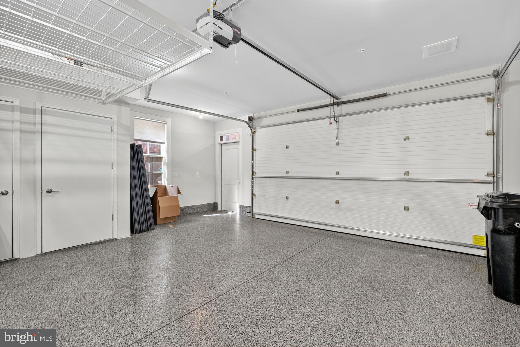 ROBINSON LANDING - Residential