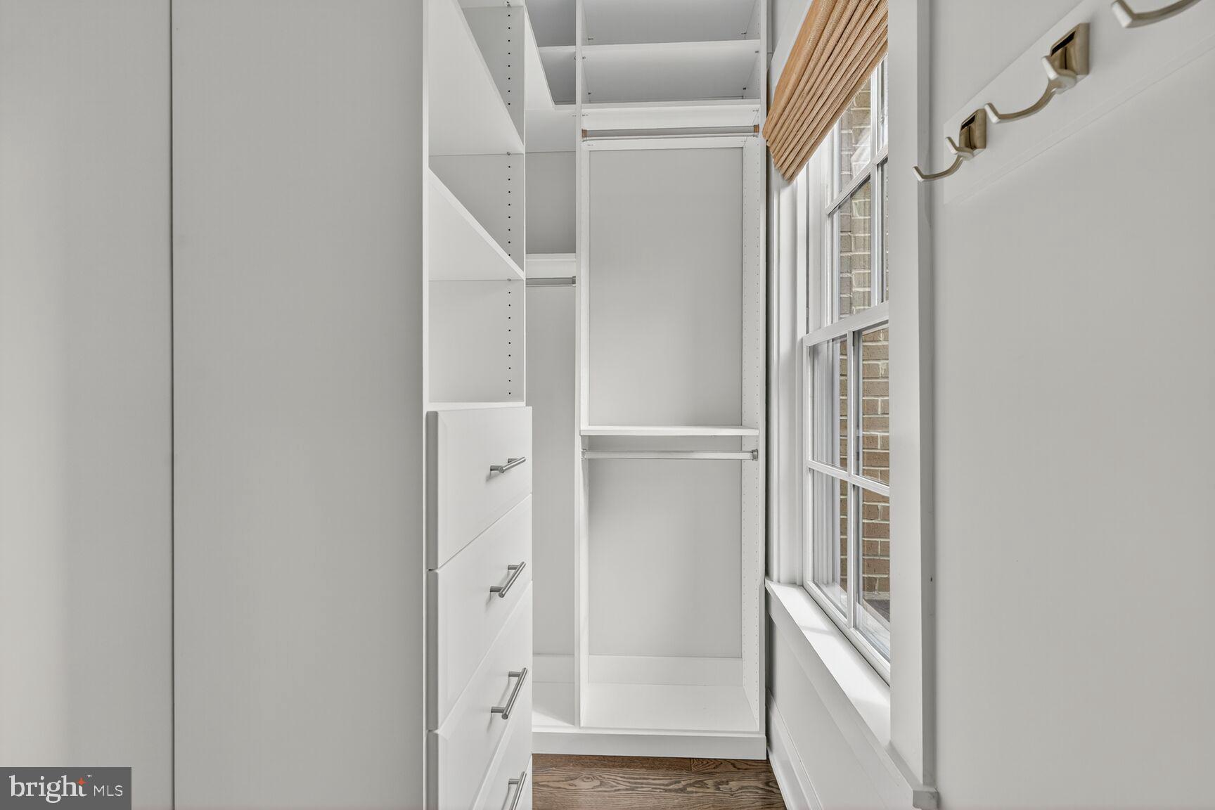 ROBINSON LANDING - Residential