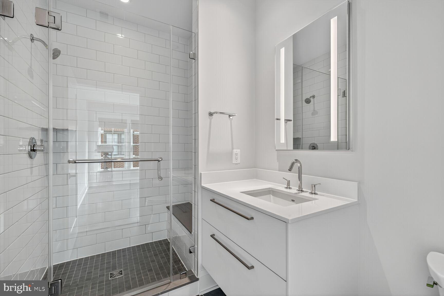 ROBINSON LANDING - Residential