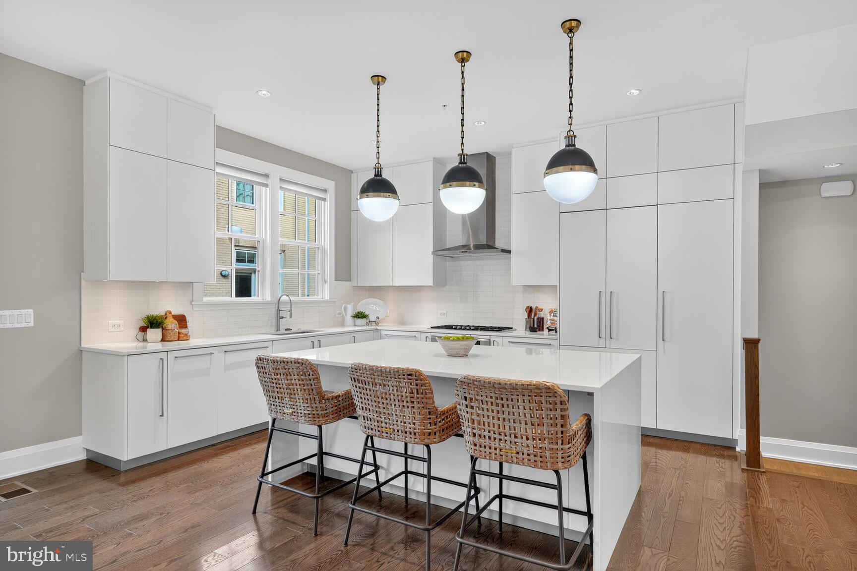 ROBINSON LANDING - Residential