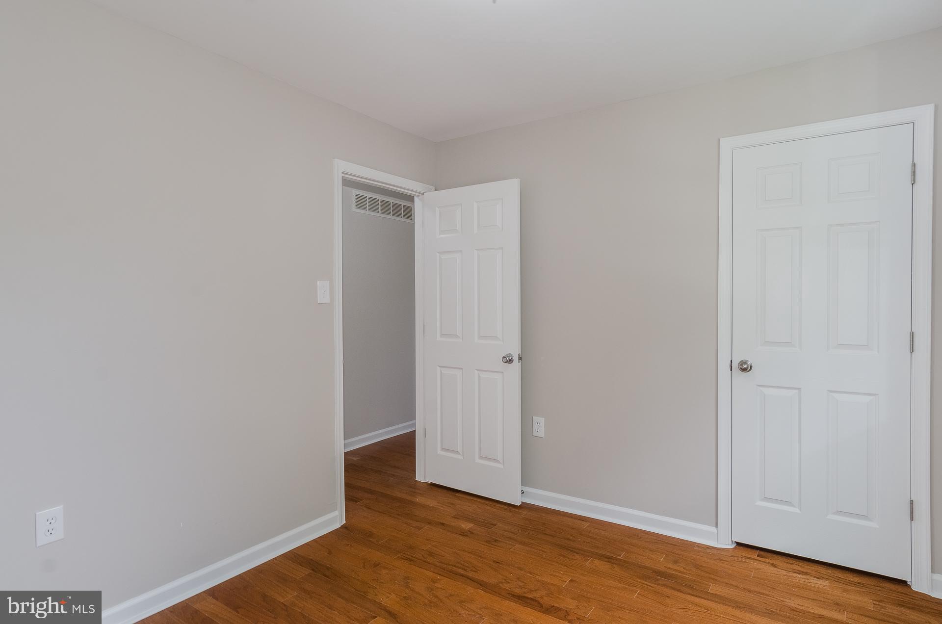 KINGS POINT - Residential Lease